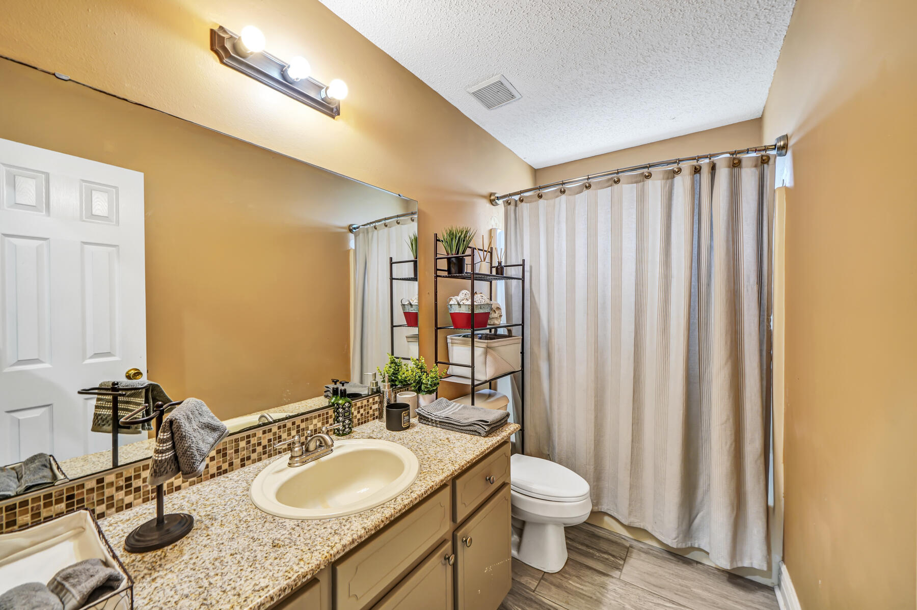 SANDY RIDGE ESTATES - Residential