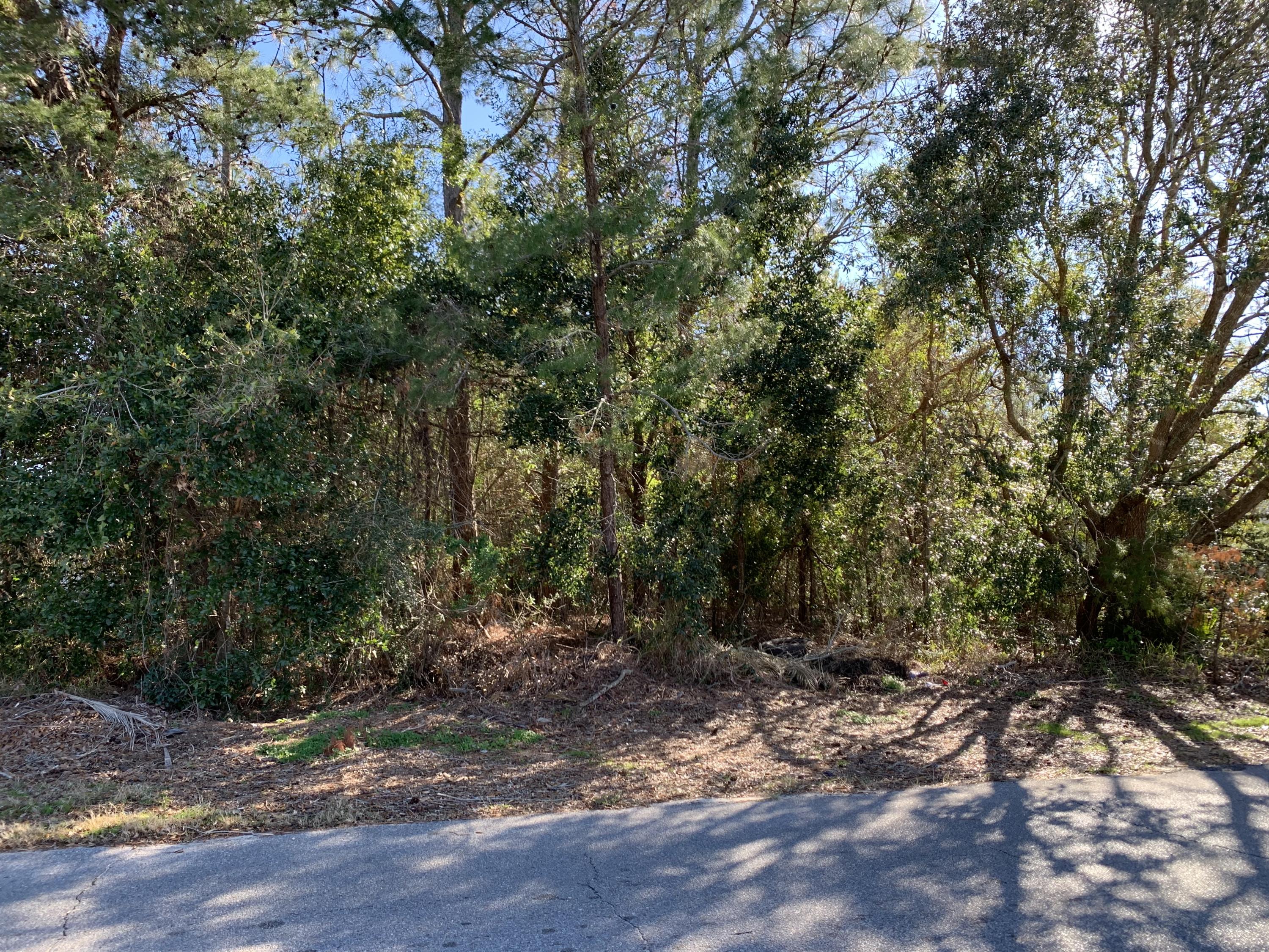 HOLLEY BY THE SEA - Land