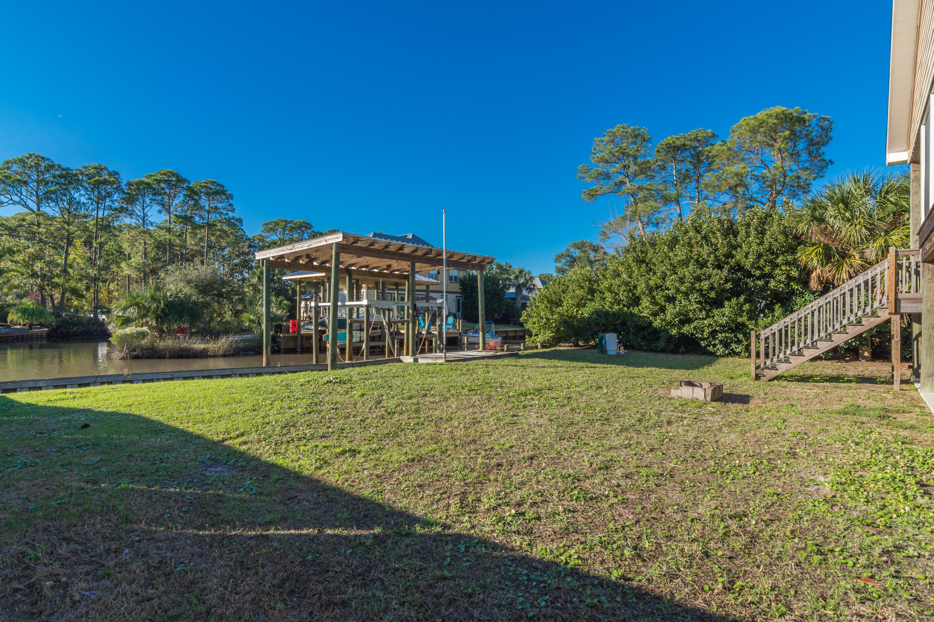 HIDDEN HARBOR ESTATES - Residential