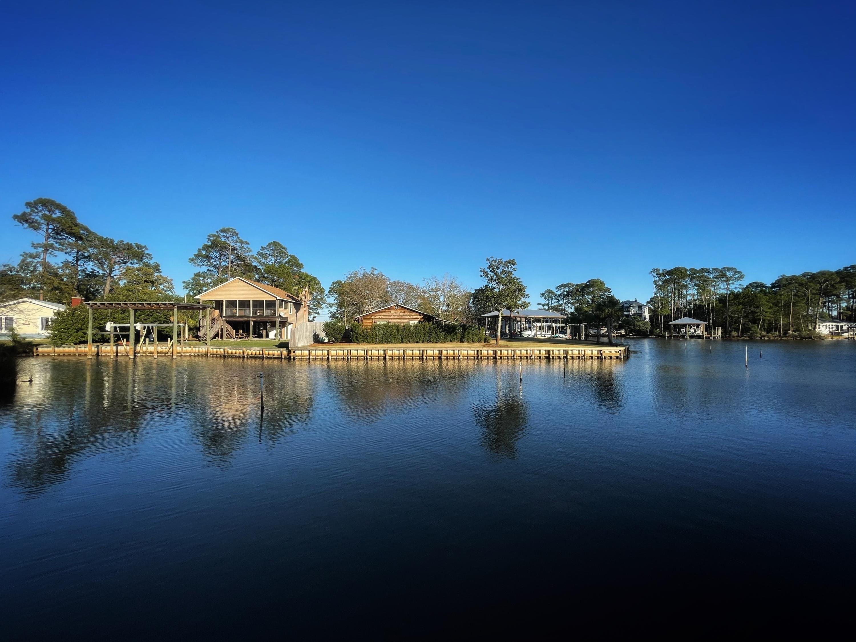 HIDDEN HARBOR ESTATES - Residential