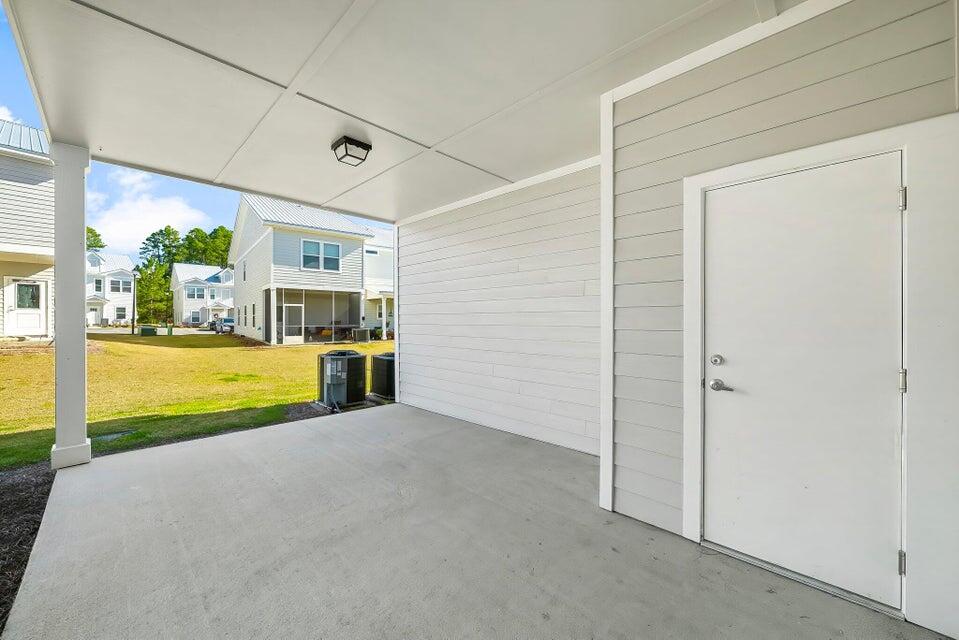 VERANDAS AT FREEPORT - Residential Lease