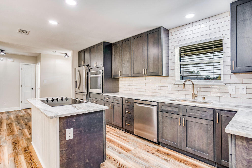 BAL ALEX ESTATES - Residential