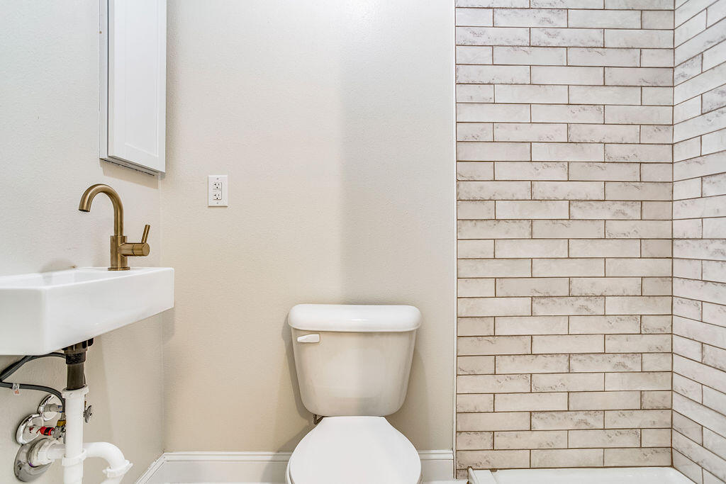 BAL ALEX ESTATES - Residential