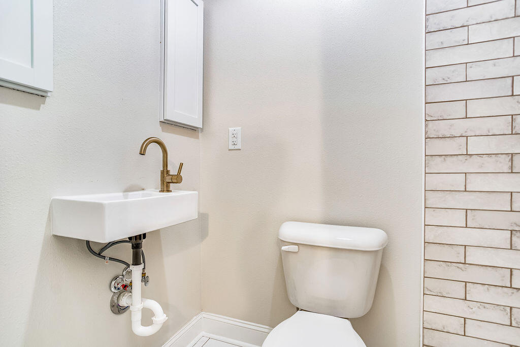 BAL ALEX ESTATES - Residential