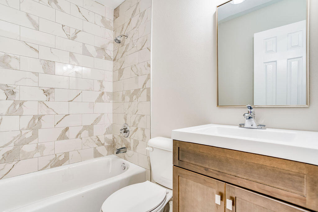 BAL ALEX ESTATES - Residential