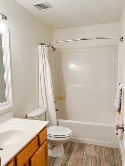 OLD BAY T/H - Residential