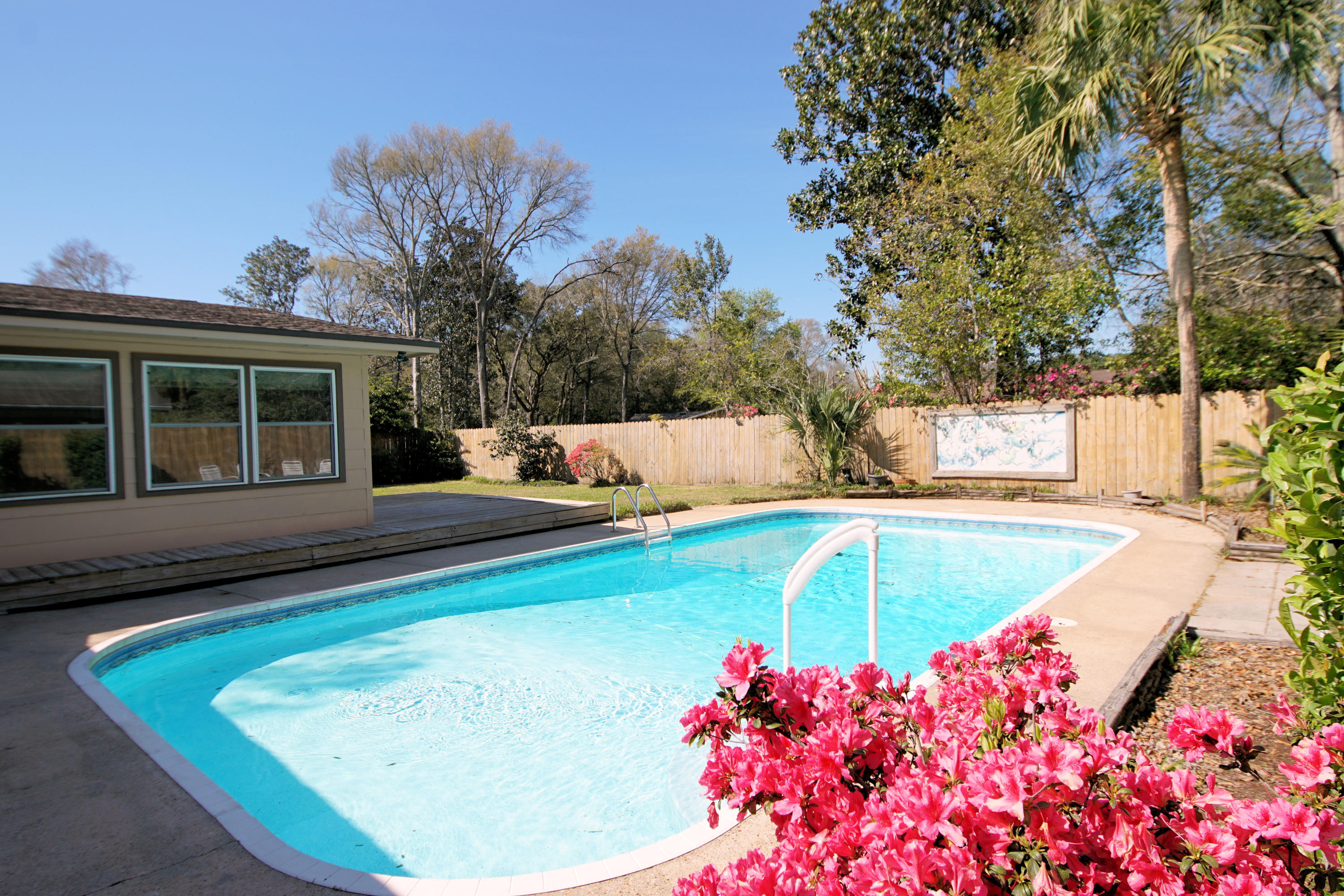 KENWOOD S/D 1ST ADDN - Residential