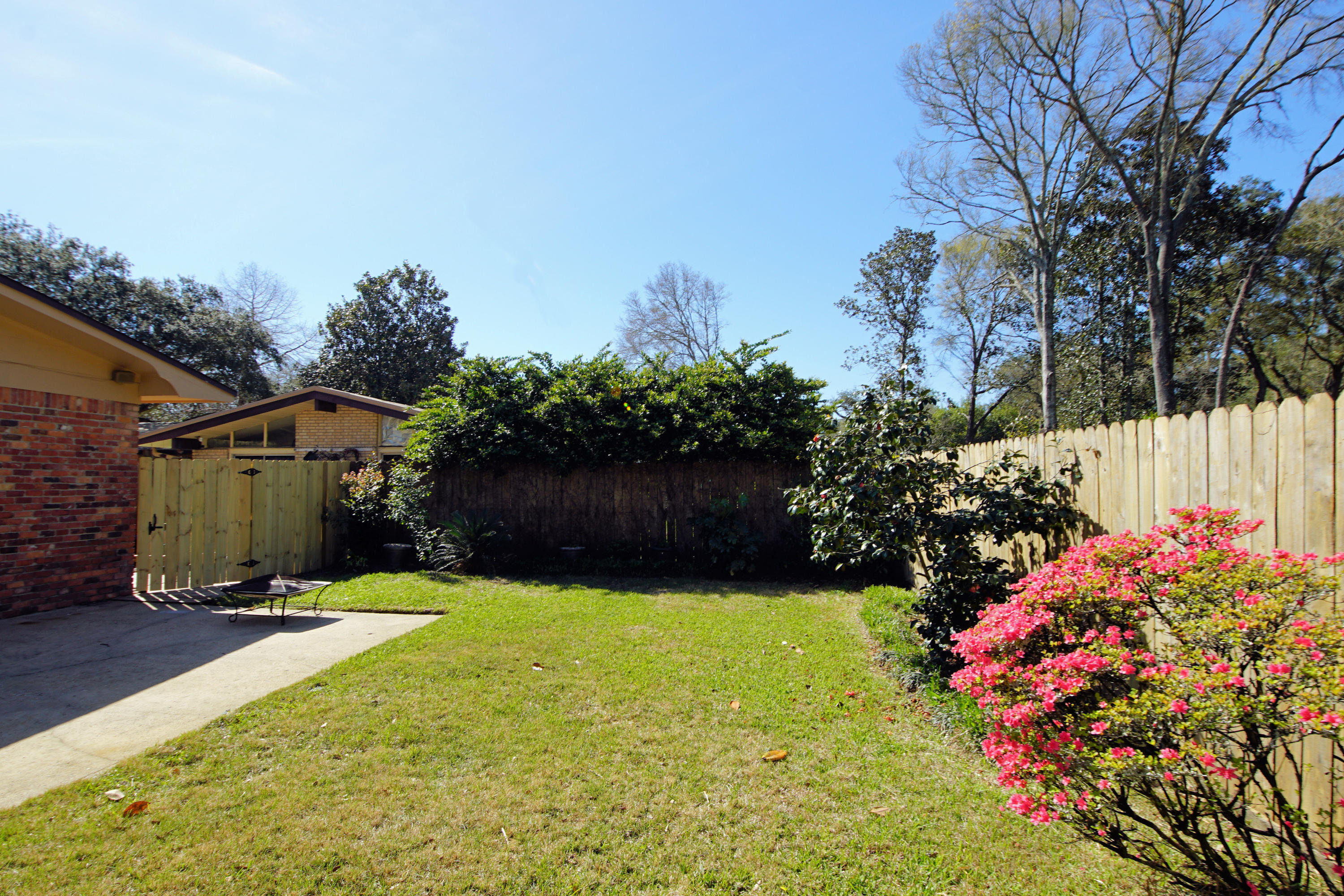 KENWOOD S/D 1ST ADDN - Residential