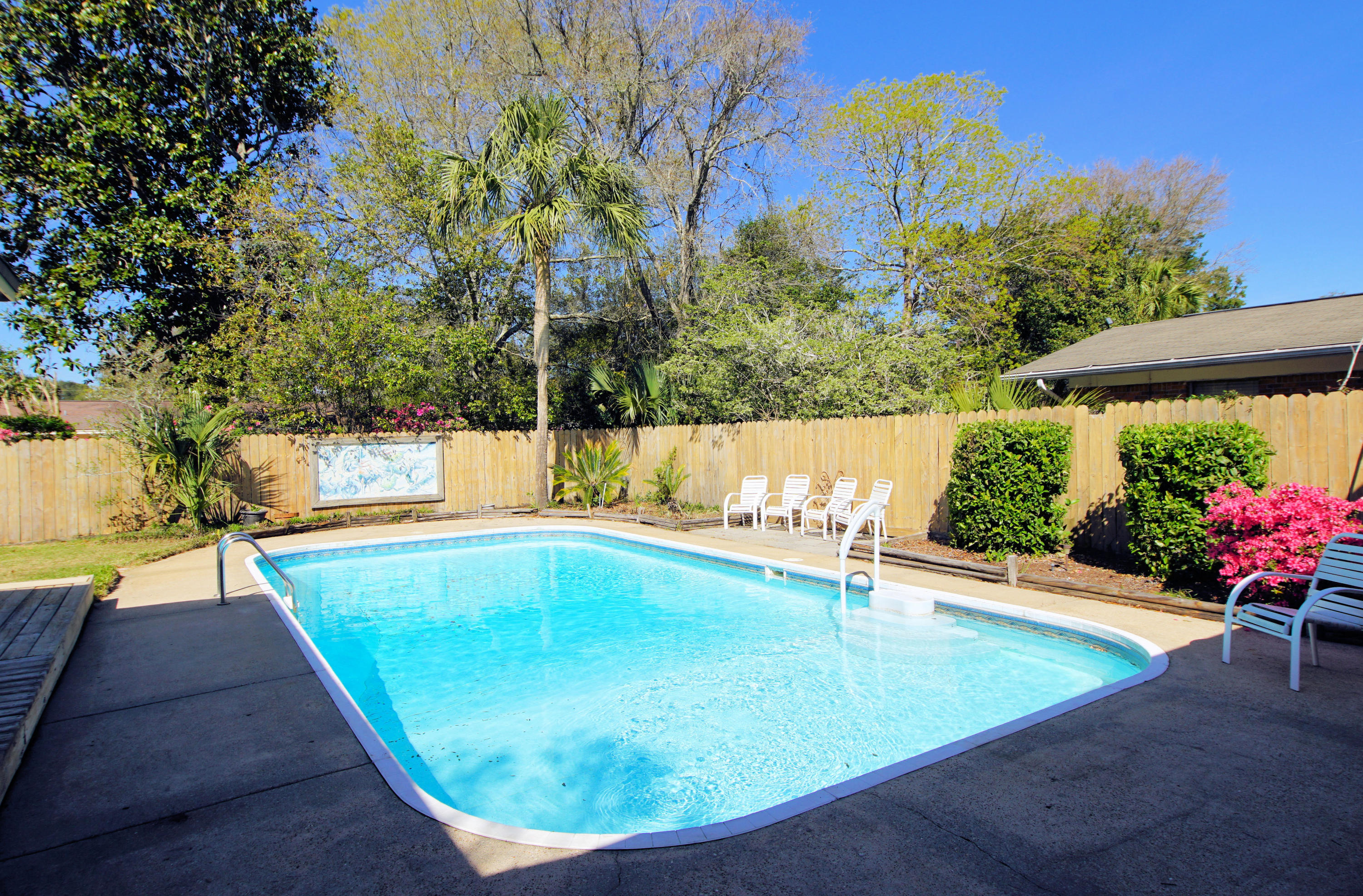 KENWOOD S/D 1ST ADDN - Residential