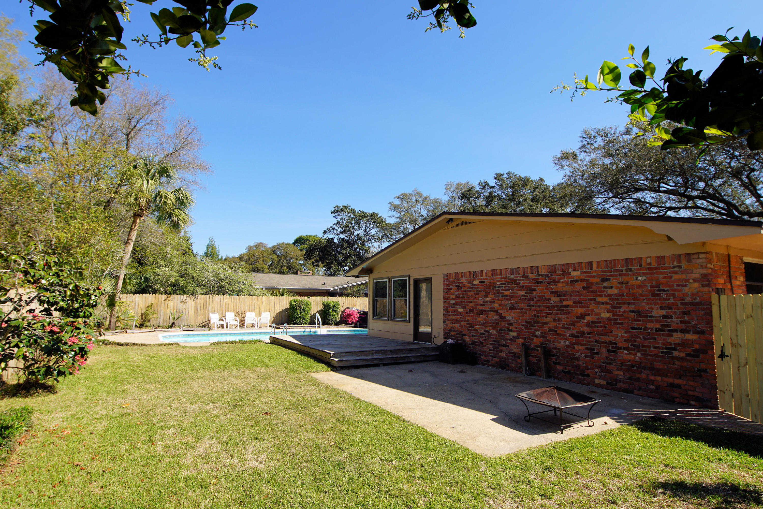 KENWOOD S/D 1ST ADDN - Residential