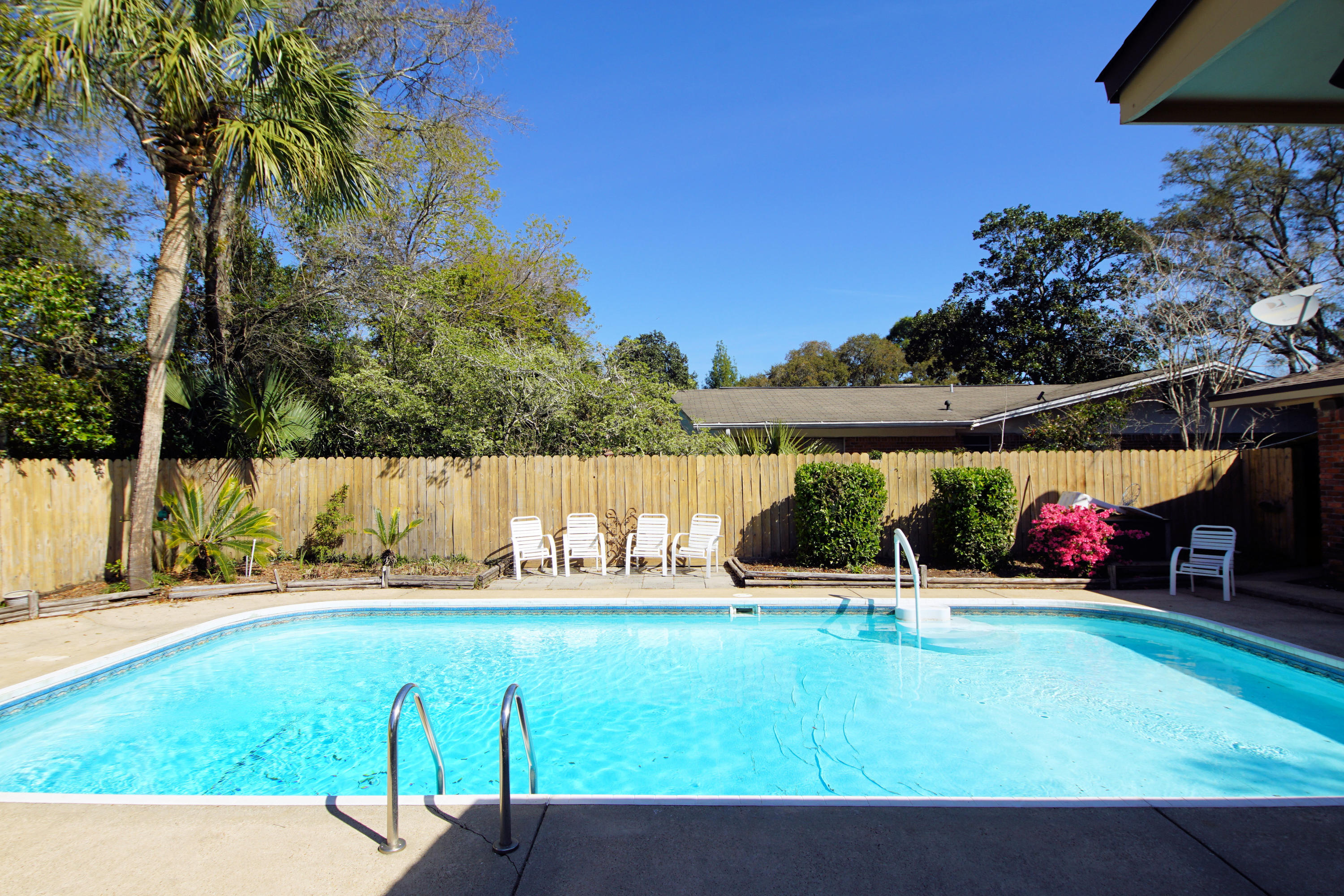 KENWOOD S/D 1ST ADDN - Residential