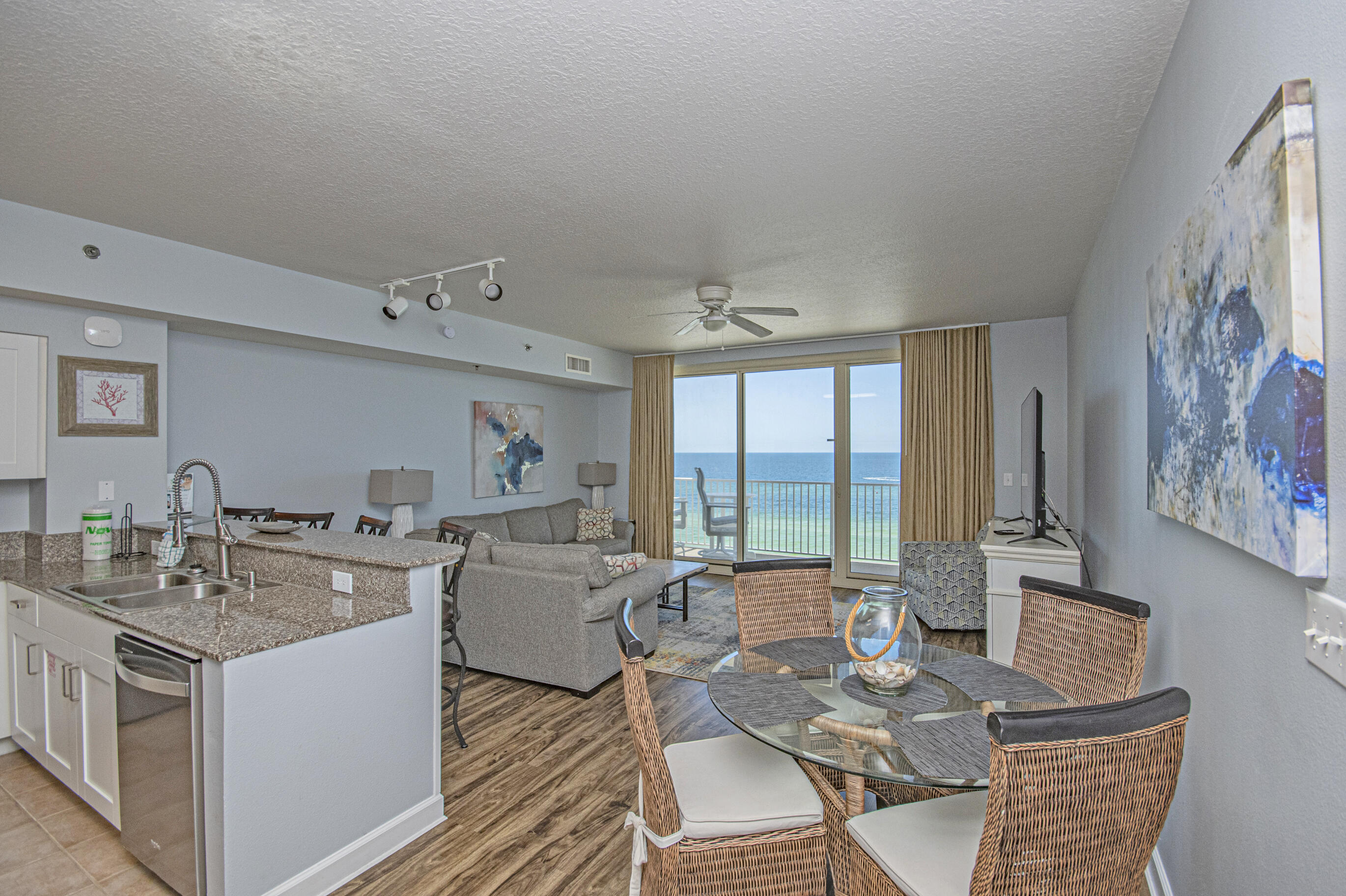 SHORES OF PANAMA - Residential