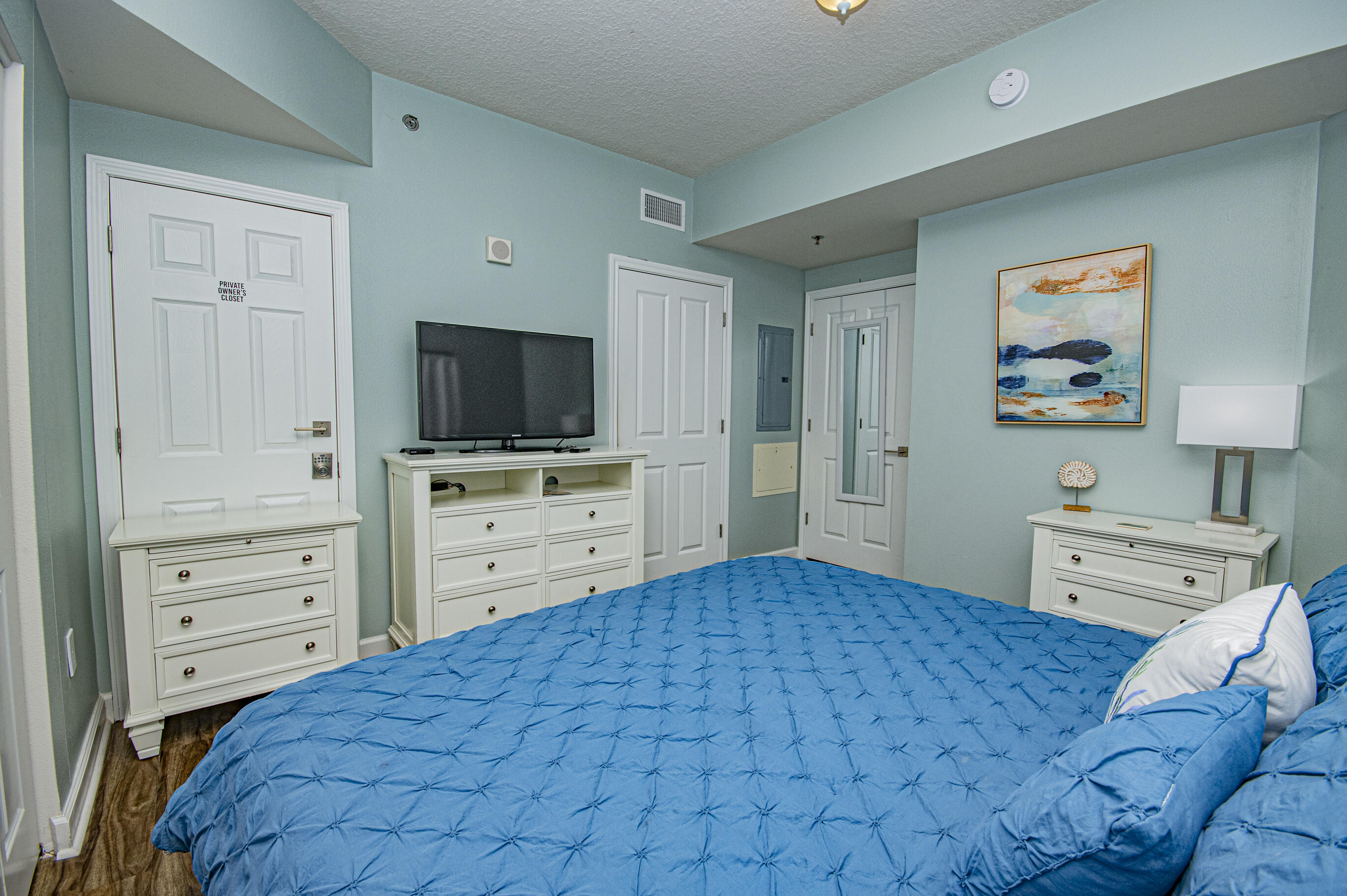 SHORES OF PANAMA - Residential