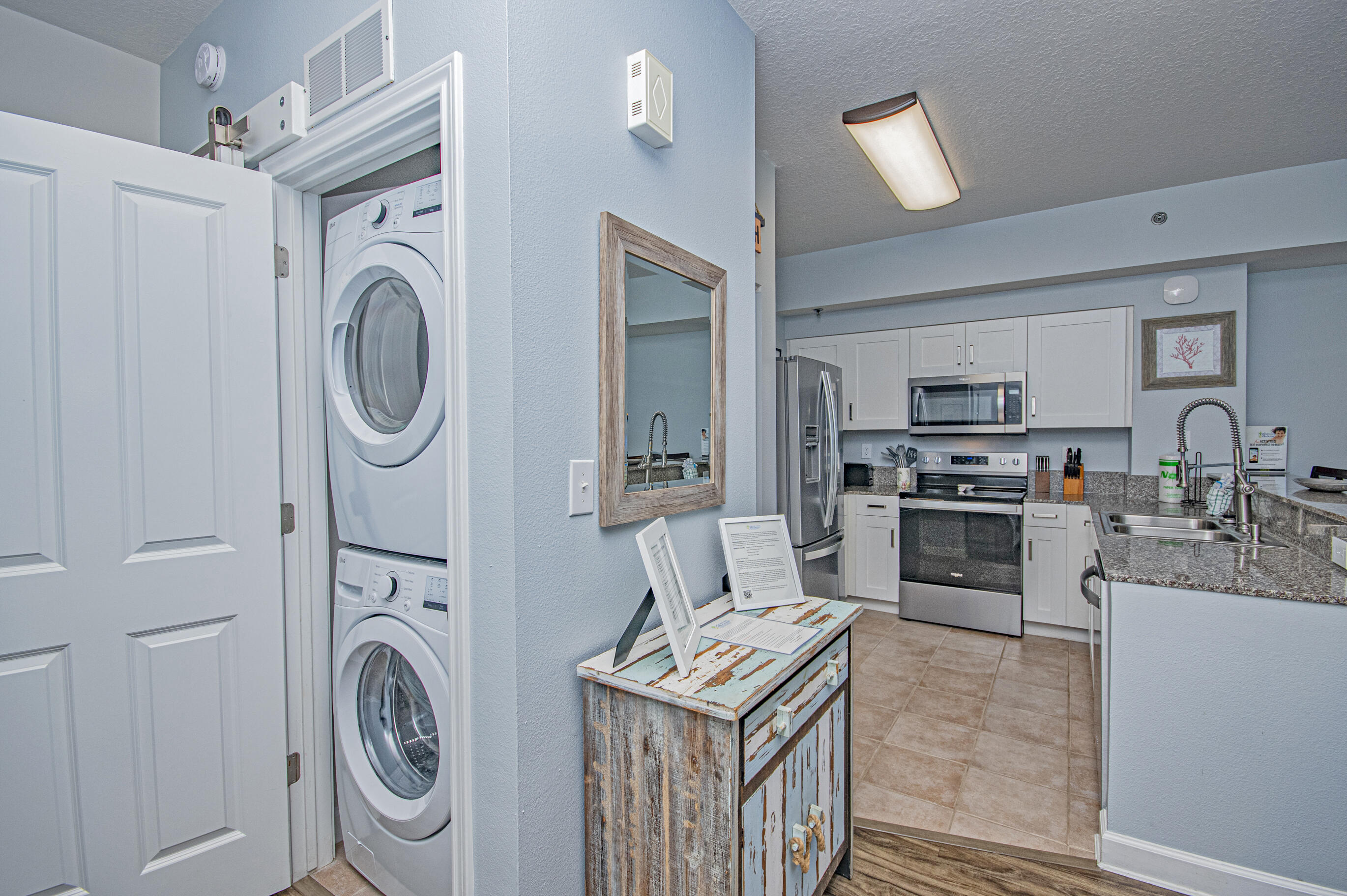 SHORES OF PANAMA - Residential