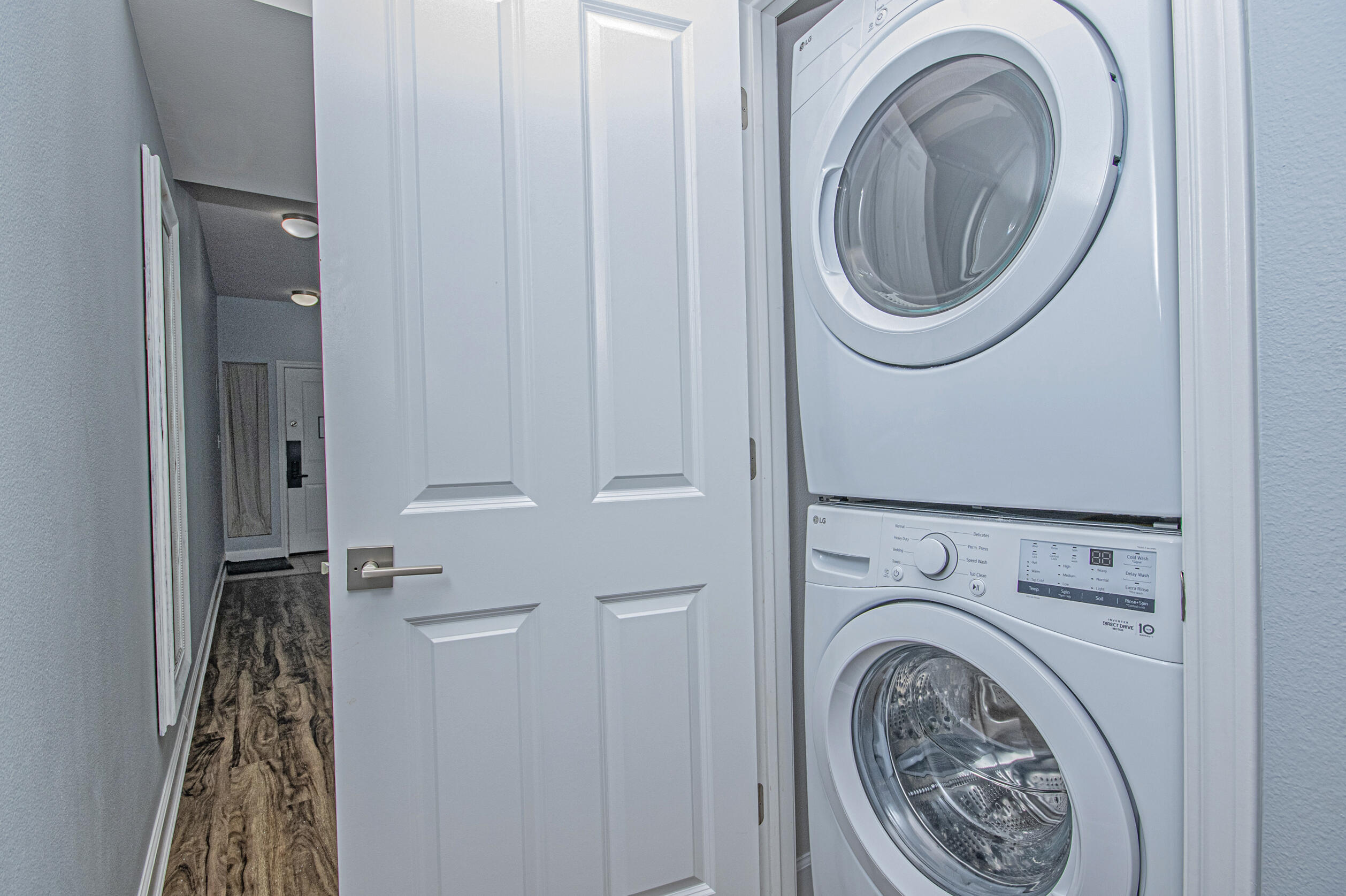 SHORES OF PANAMA - Residential