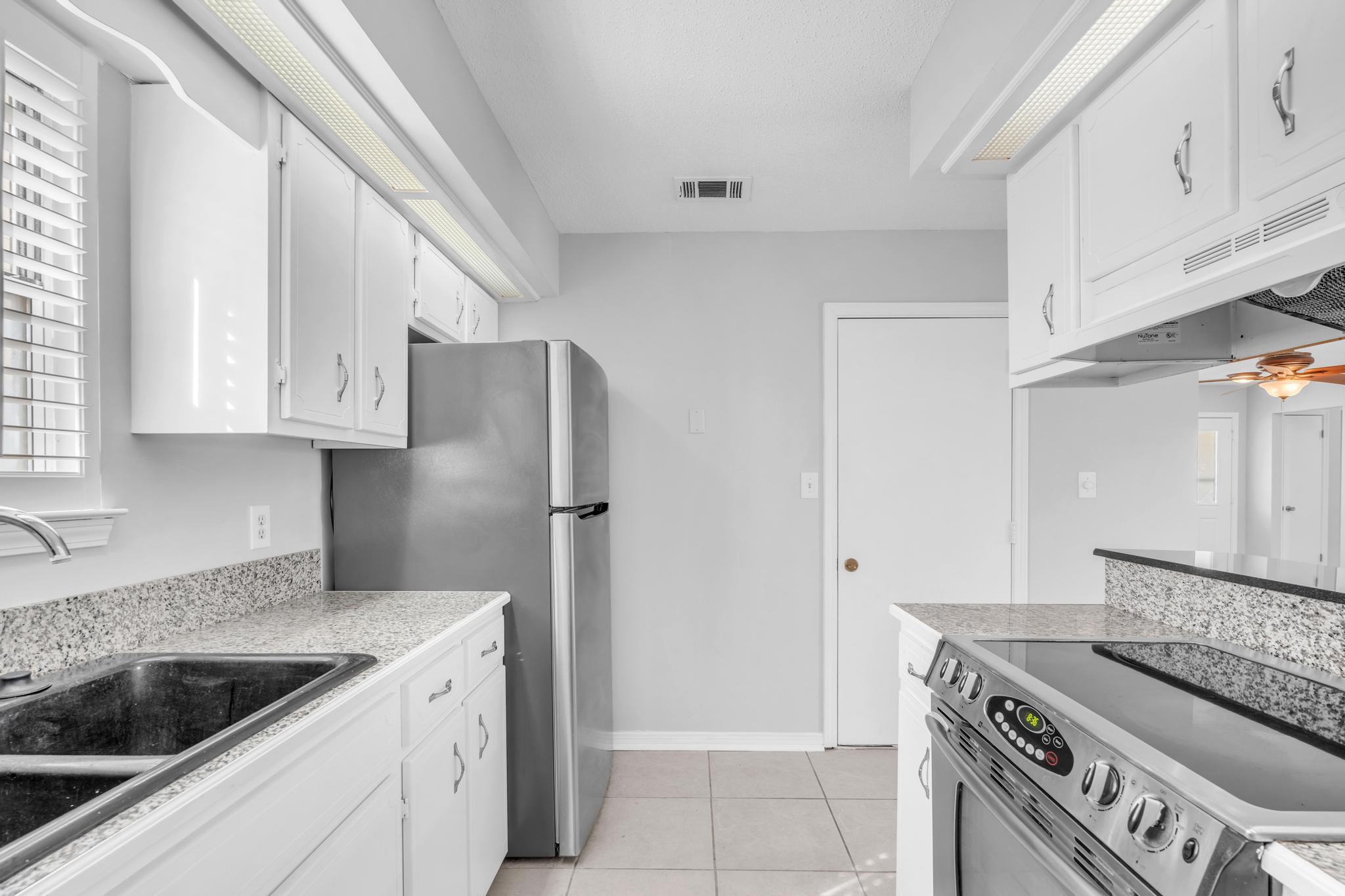 BLUE PINE VILLAGE PH 1 - Residential Lease