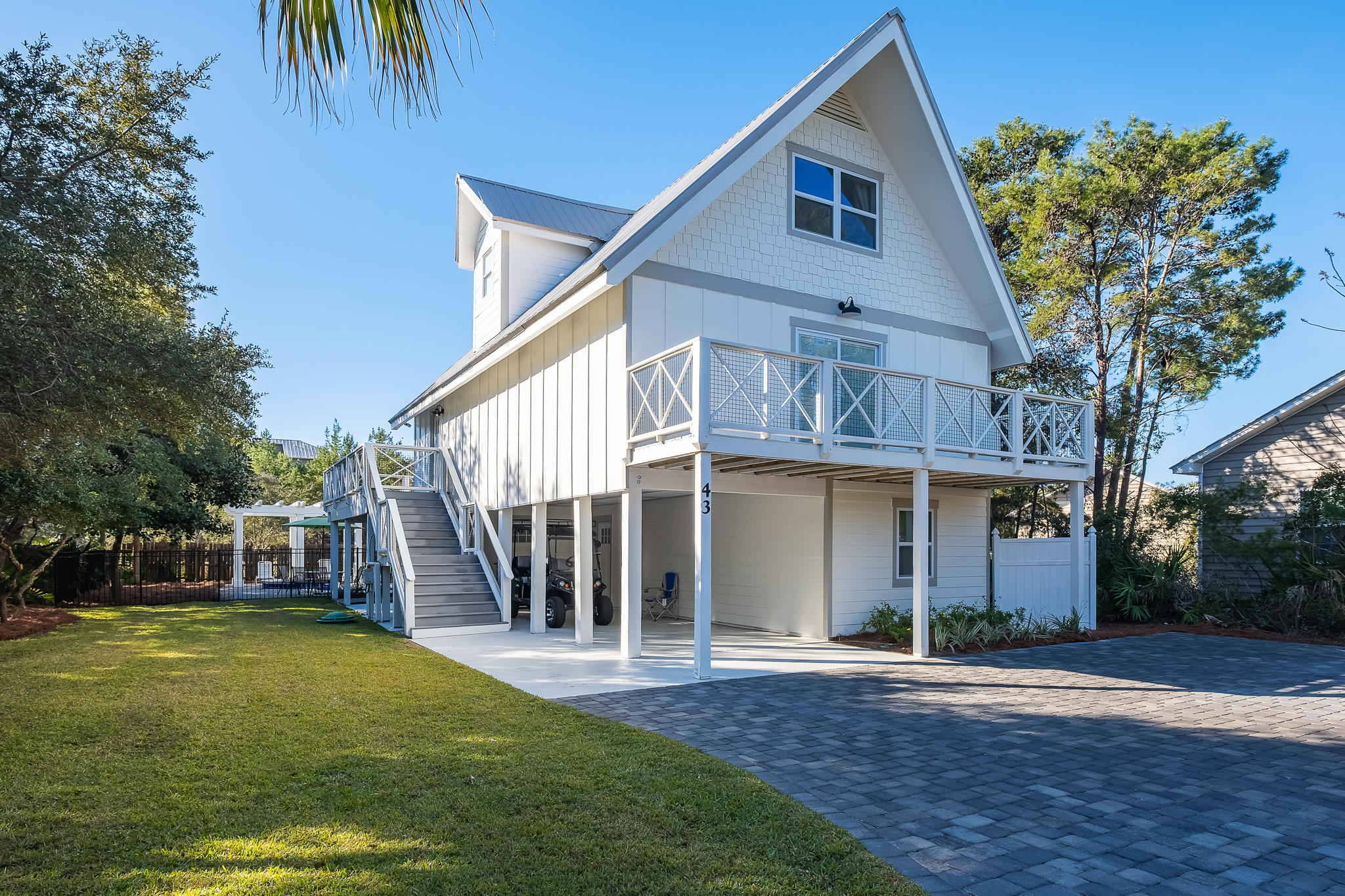 WHITE SUGAR ESTATES - Residential