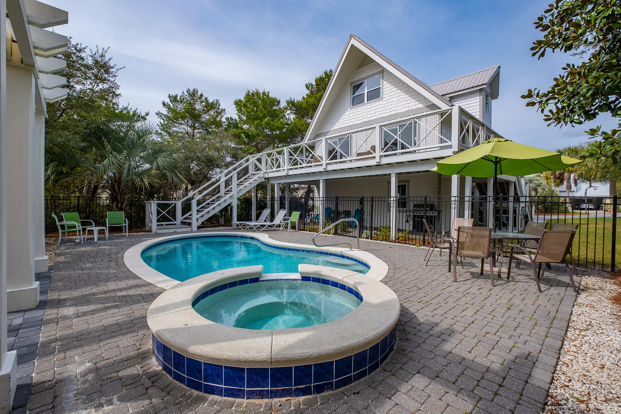 WHITE SUGAR ESTATES - Residential