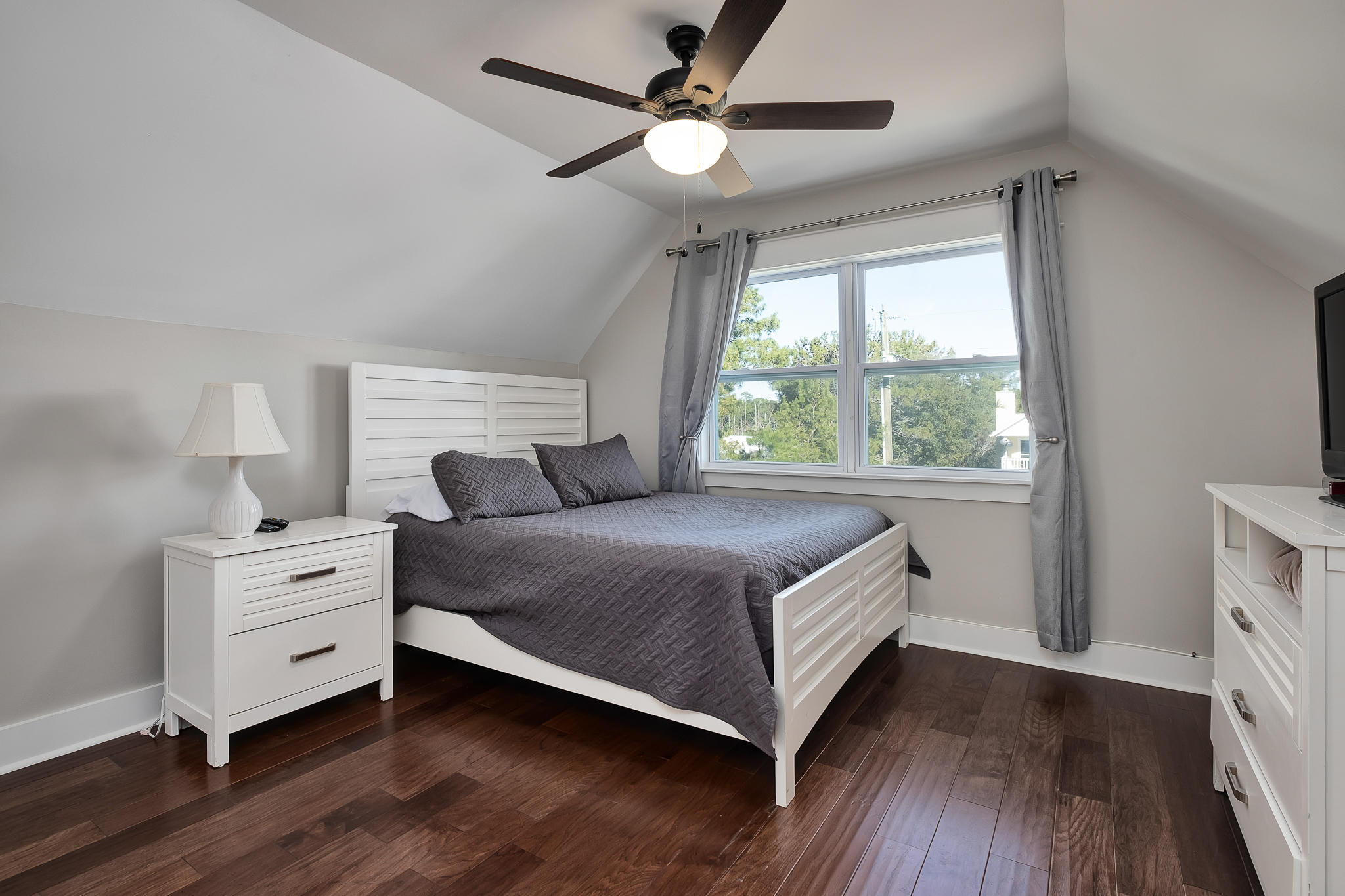 WHITE SUGAR ESTATES - Residential