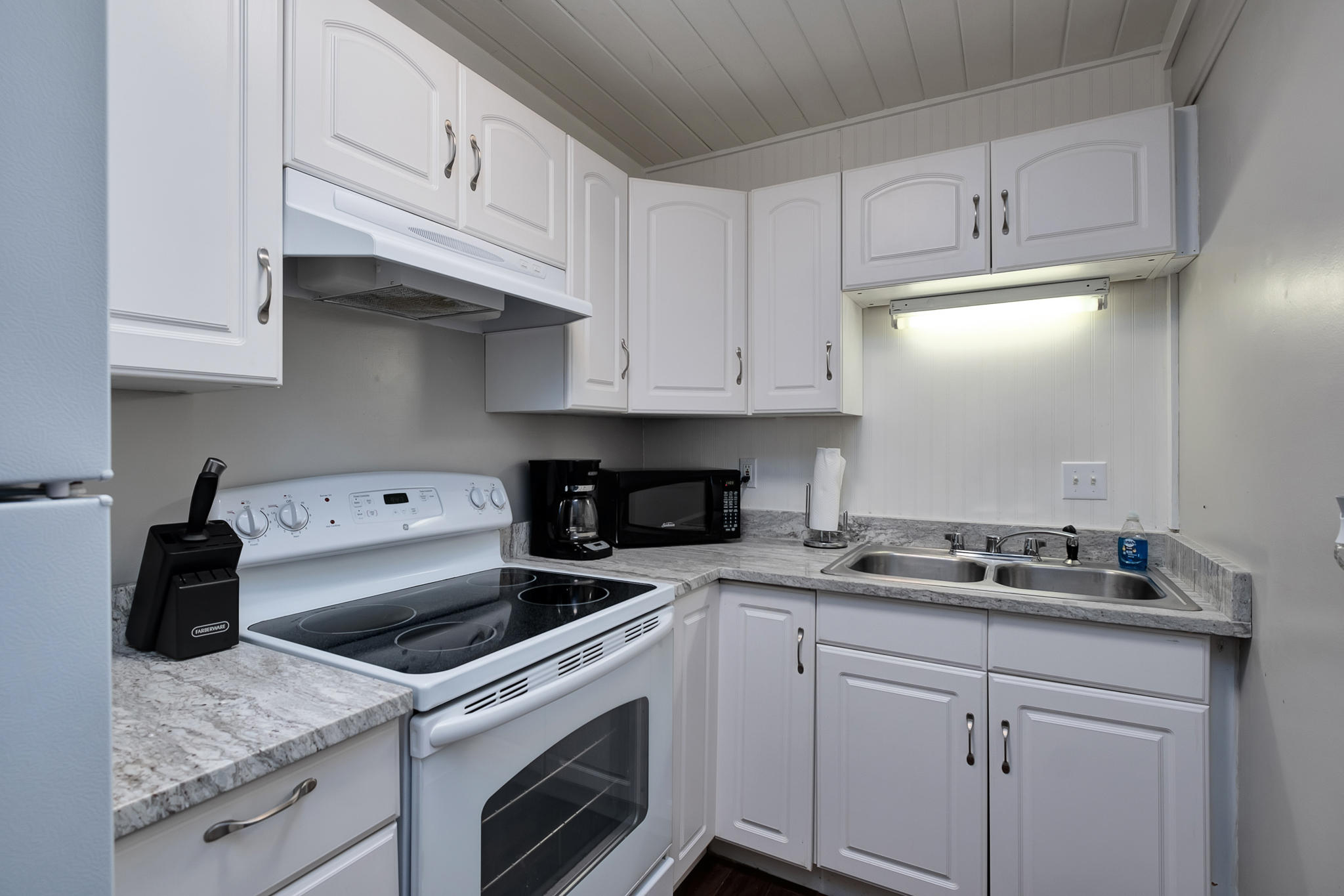 WHITE SUGAR ESTATES - Residential