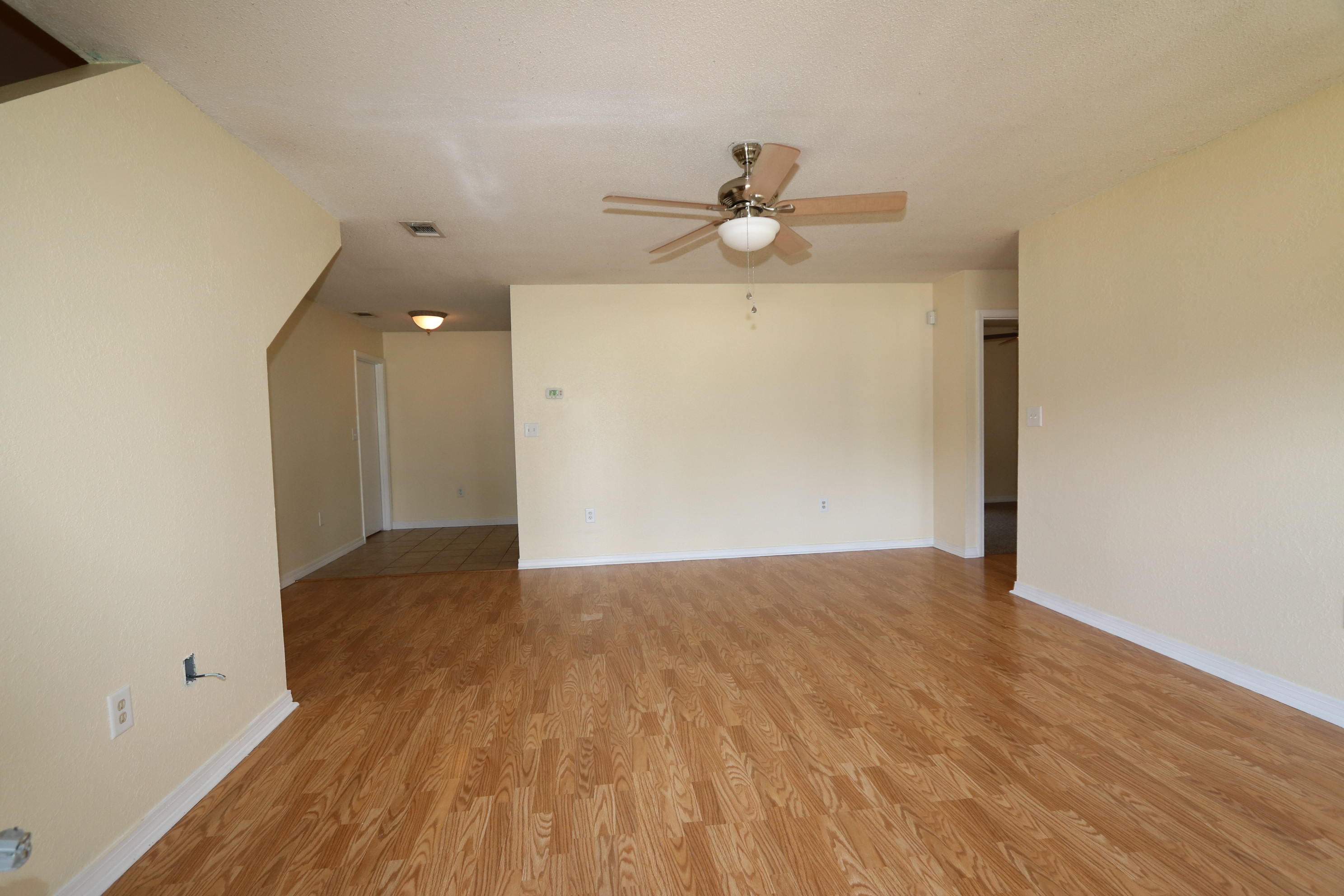 COUNTRYVIEW EST 1ST ADD - Residential