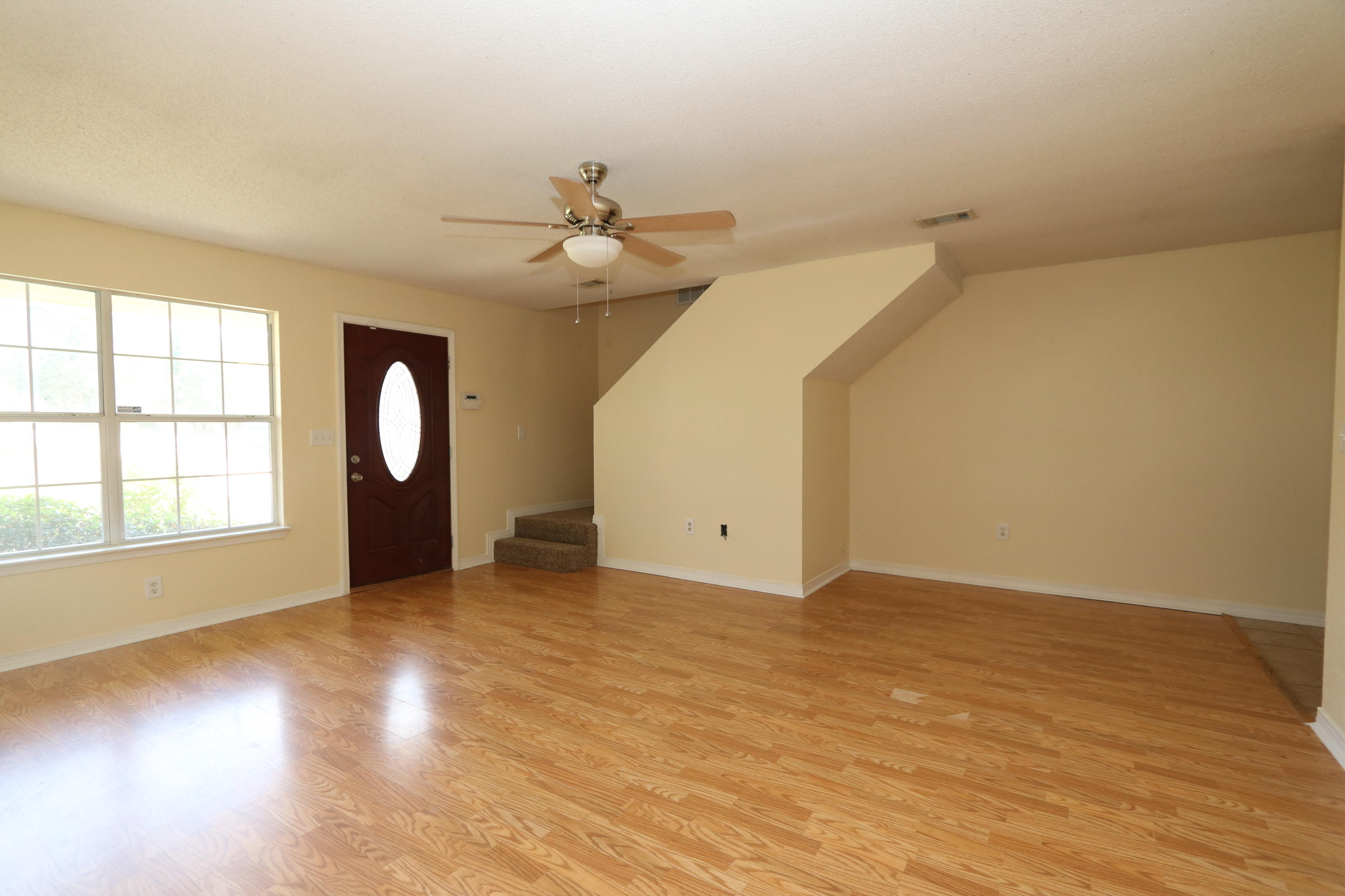 COUNTRYVIEW EST 1ST ADD - Residential