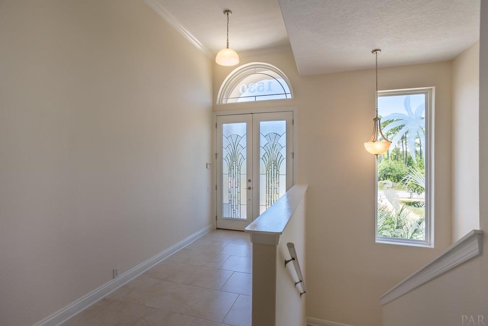 LIGHTHOUSE POINTE - Residential