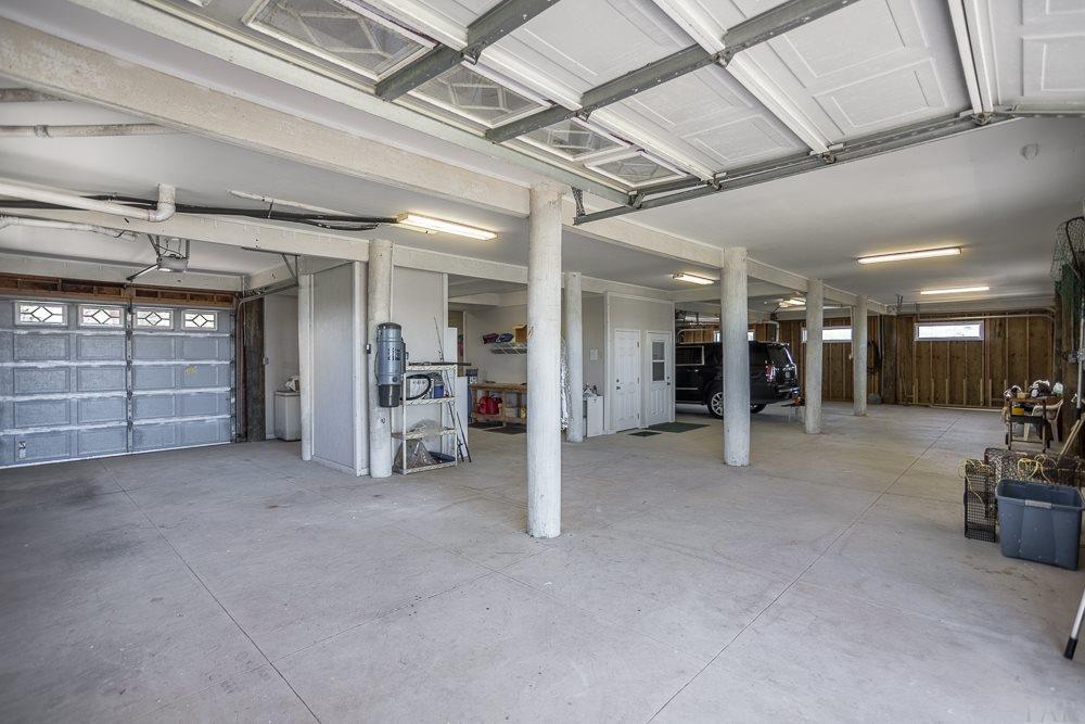 LIGHTHOUSE POINTE - Residential