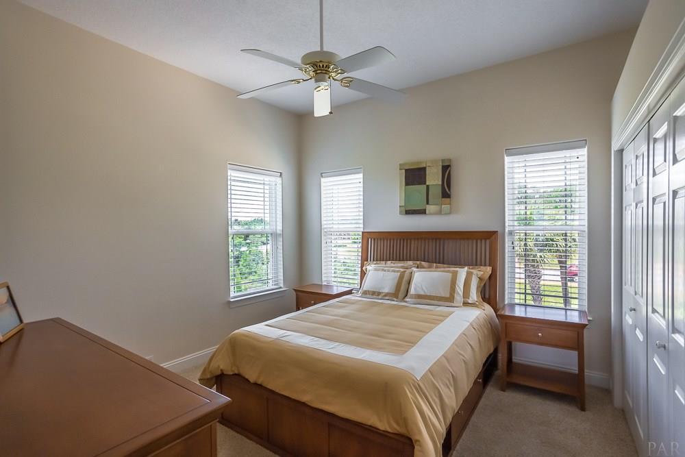 LIGHTHOUSE POINTE - Residential