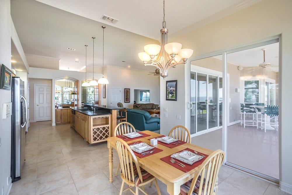 LIGHTHOUSE POINTE - Residential