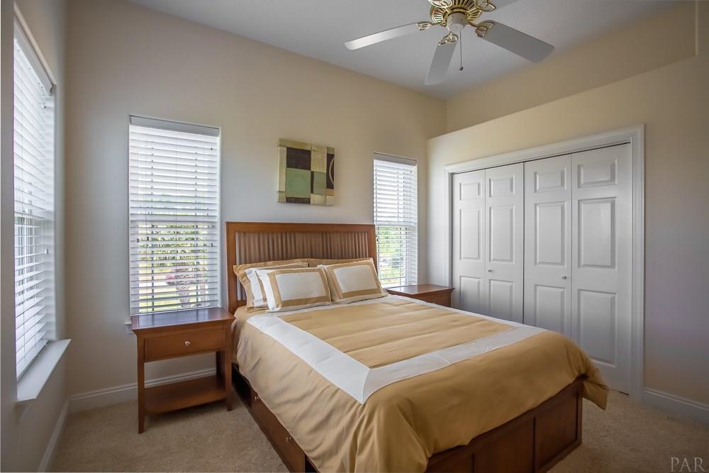 LIGHTHOUSE POINTE - Residential