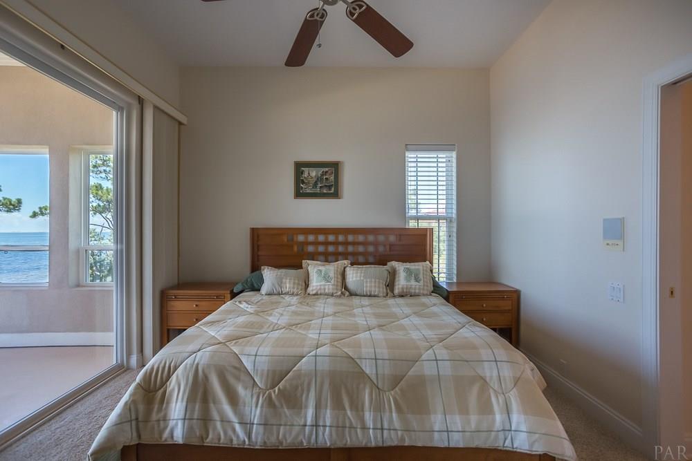 LIGHTHOUSE POINTE - Residential