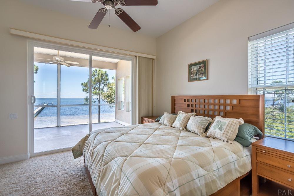 LIGHTHOUSE POINTE - Residential