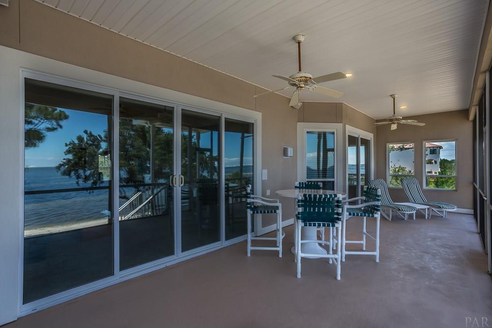 LIGHTHOUSE POINTE - Residential