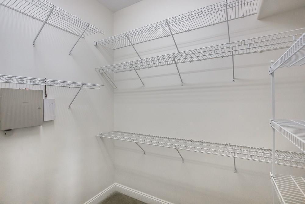 LIGHTHOUSE POINTE - Residential