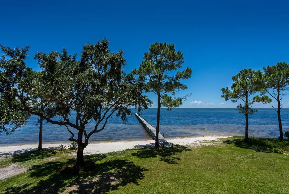 LIGHTHOUSE POINTE - Residential