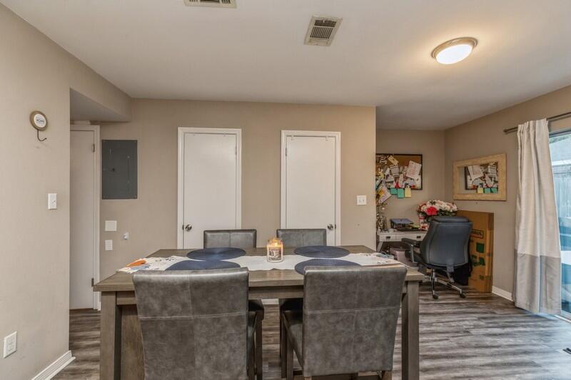 ROBSTON T/H - Residential