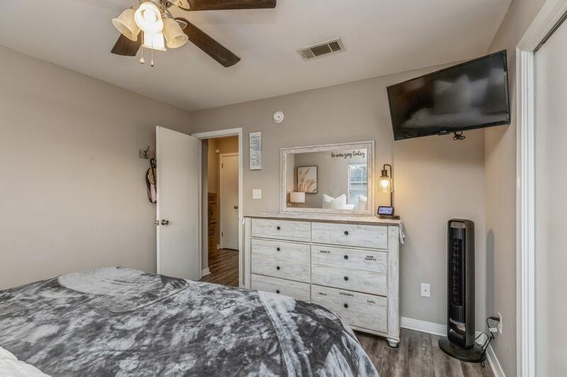 ROBSTON T/H - Residential
