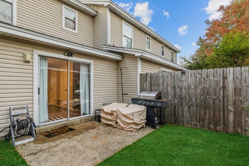 ROBSTON T/H - Residential