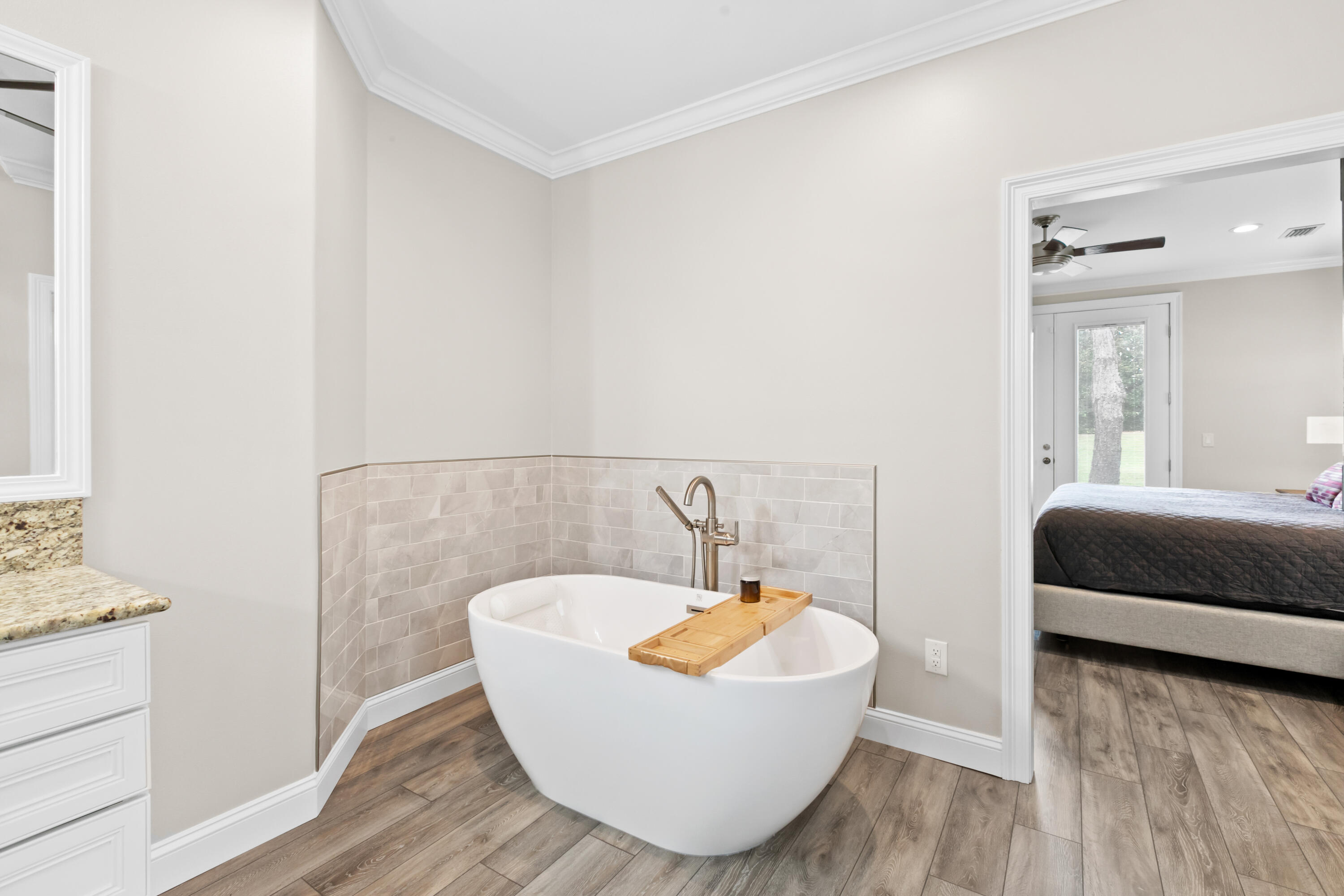EMERALD BAY PH 1-B - Residential