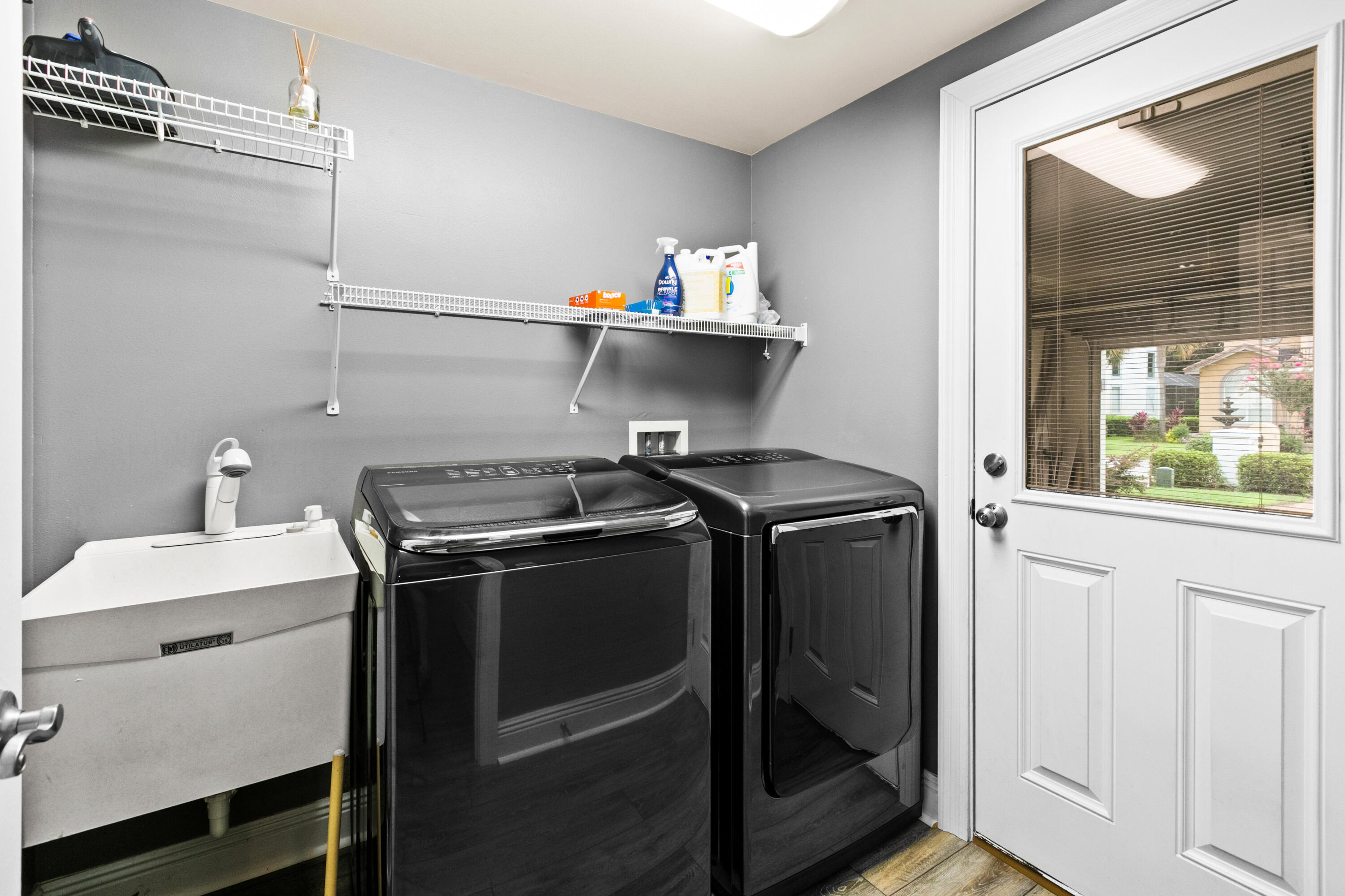 EMERALD BAY PH 1-B - Residential