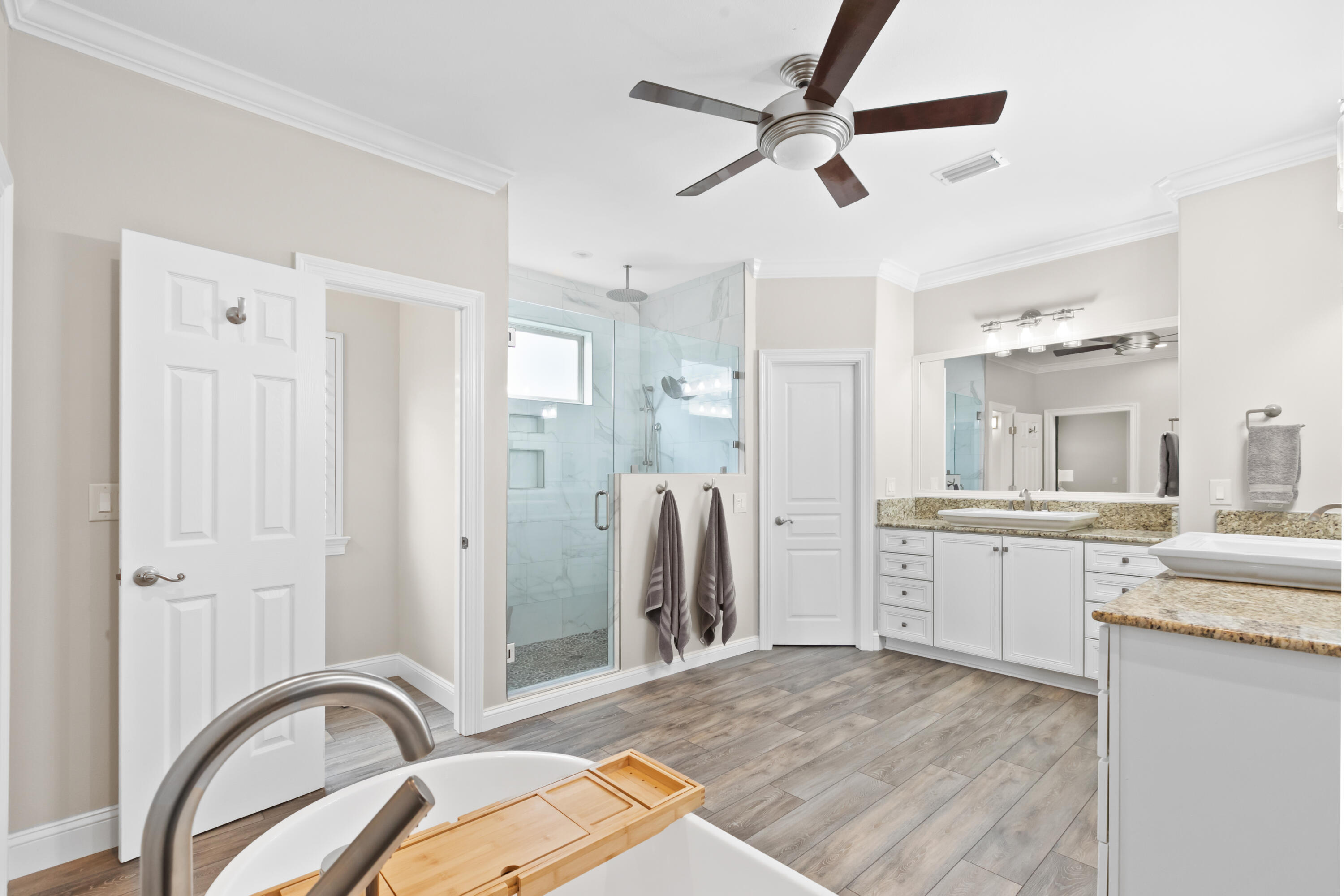 EMERALD BAY PH 1-B - Residential