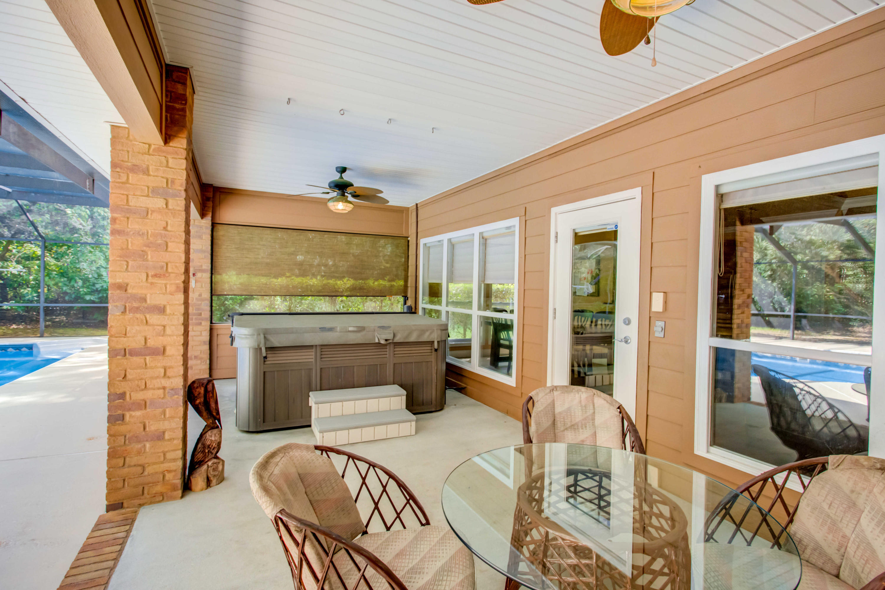 CLAIRES VINEYARD - Residential