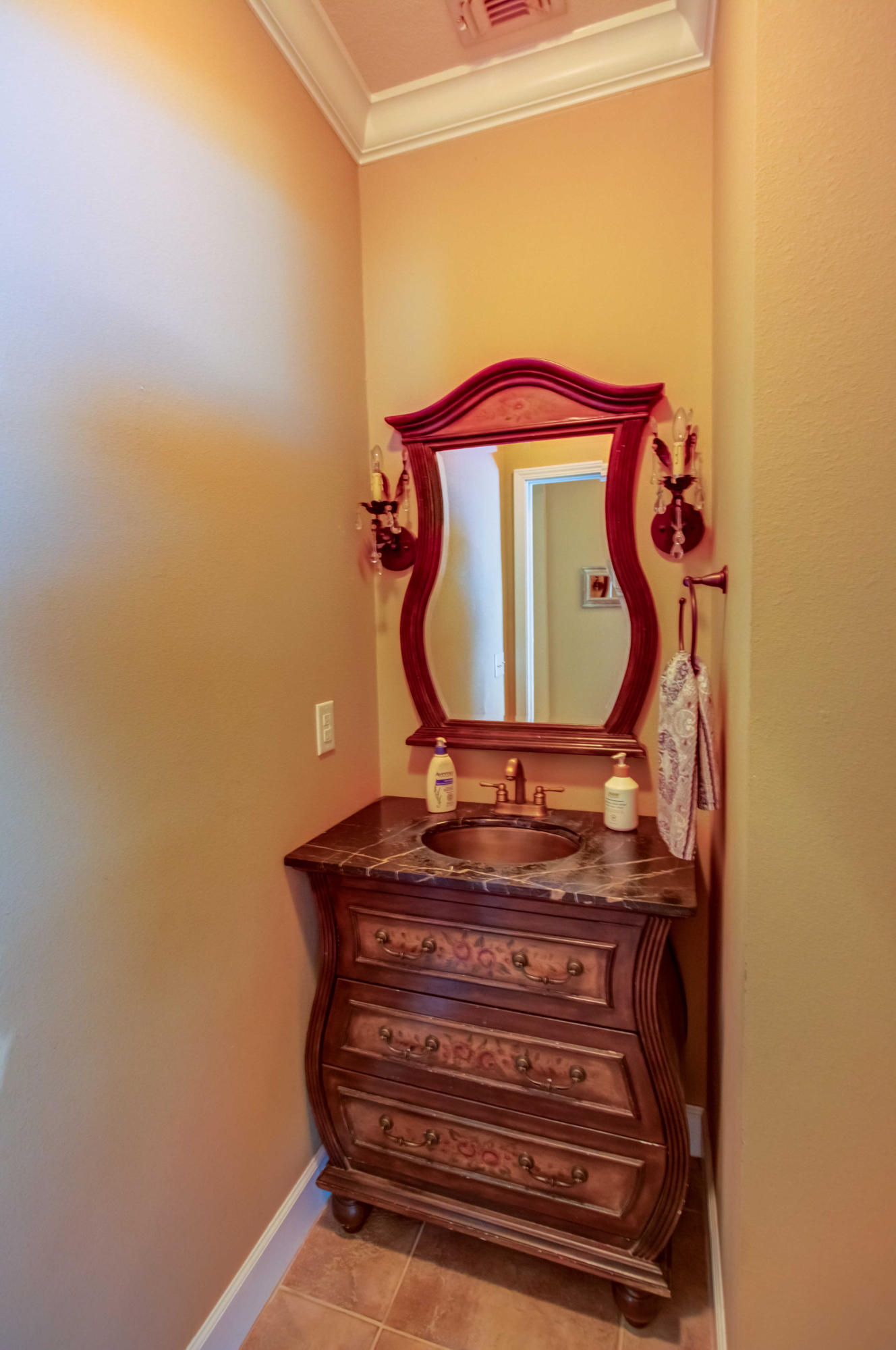 CLAIRES VINEYARD - Residential