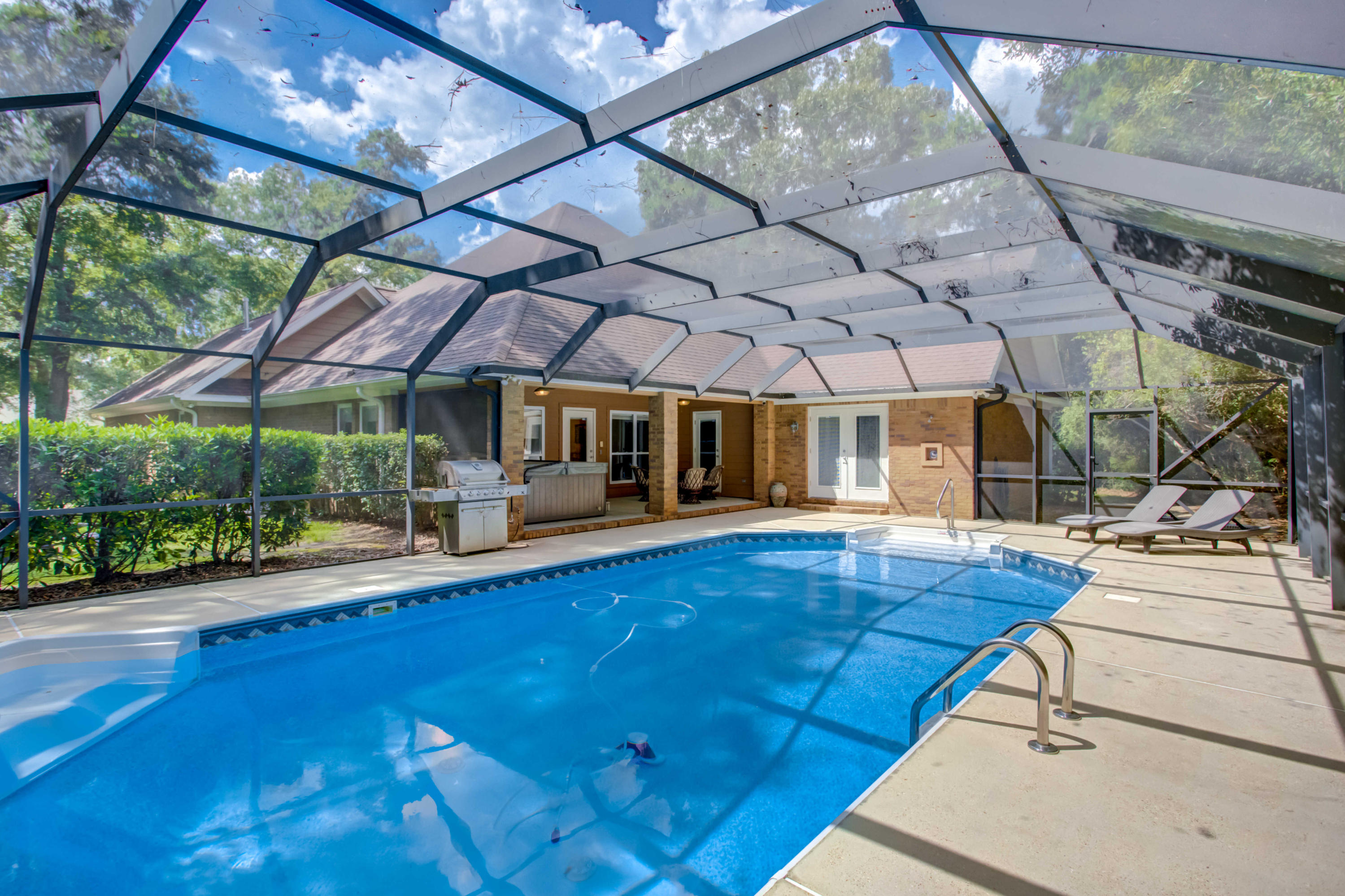 CLAIRES VINEYARD - Residential