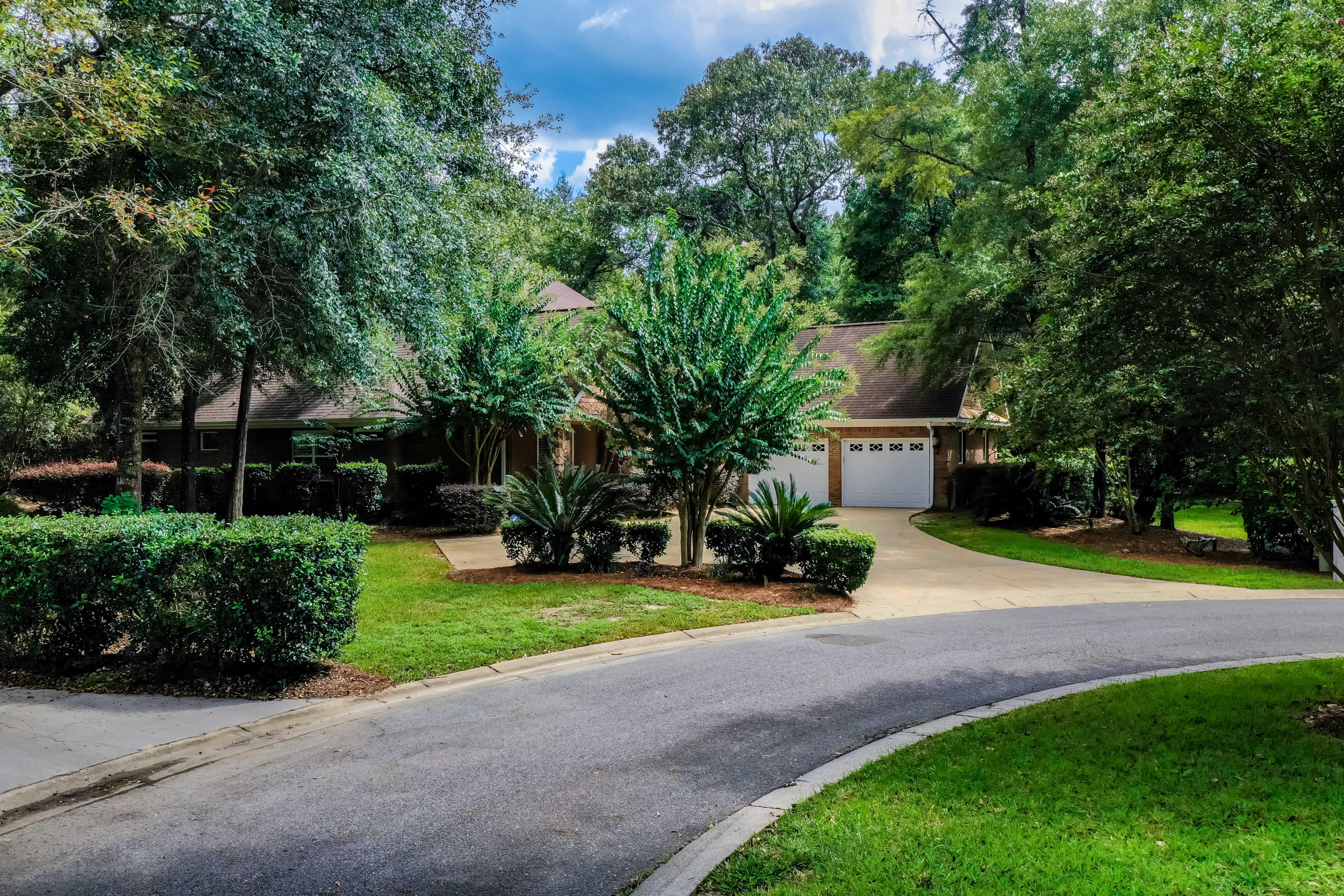 CLAIRES VINEYARD - Residential