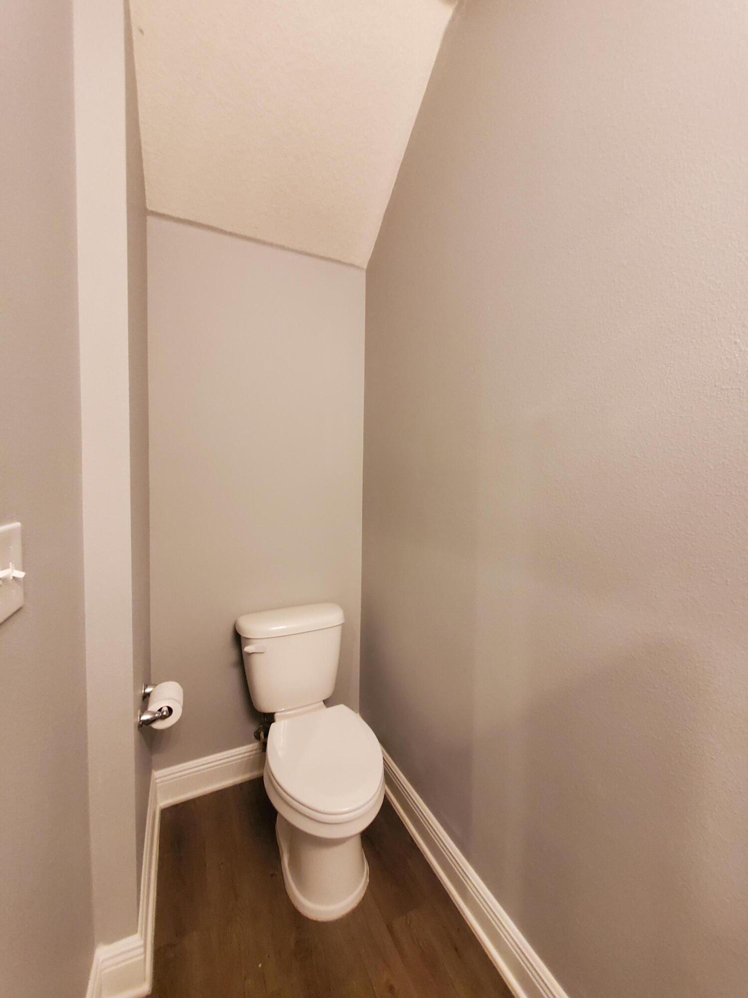 IRON HORSE T/H PH I LOT 4 BLK A - Residential Lease