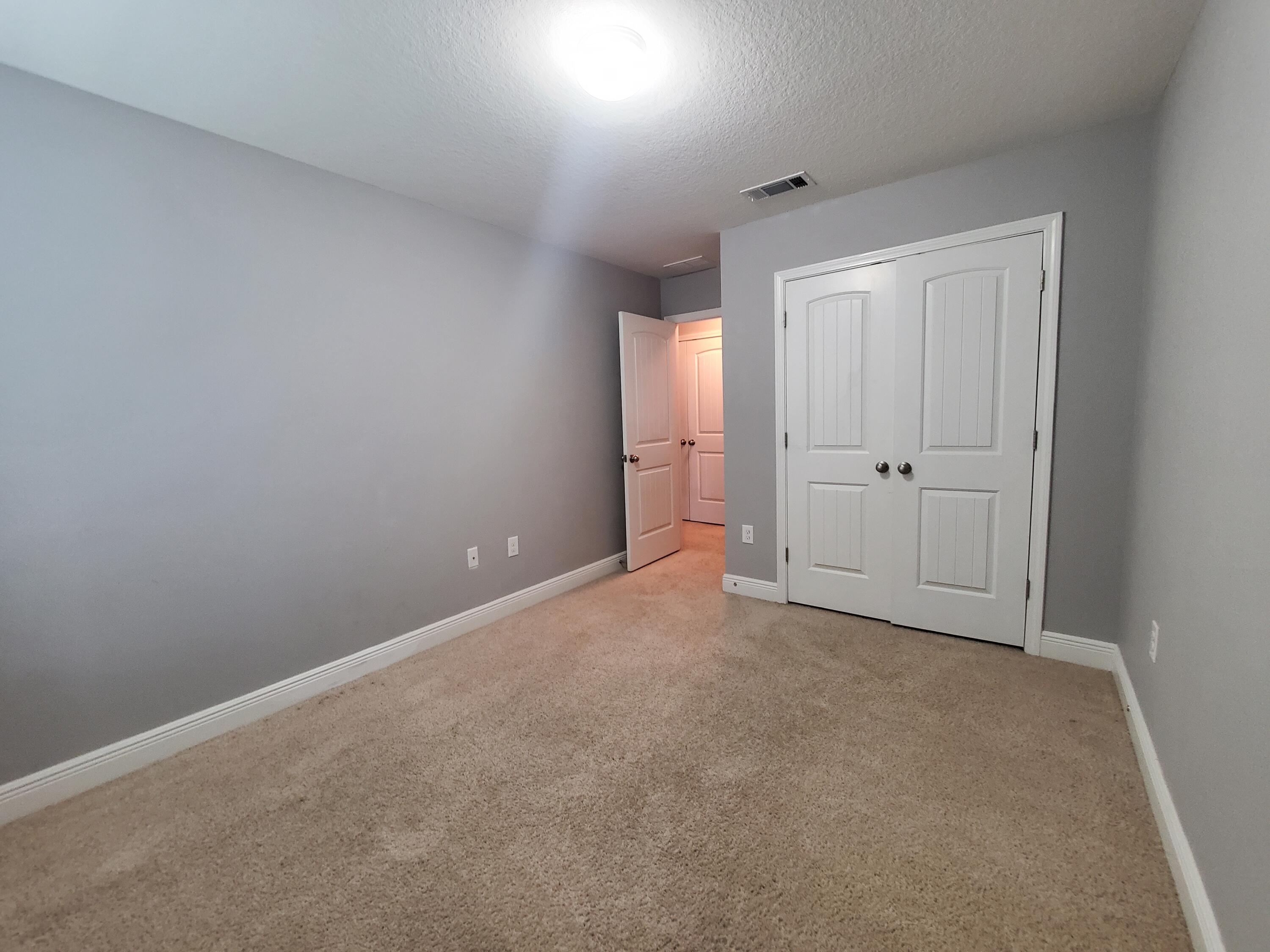 IRON HORSE T/H PH I LOT 4 BLK A - Residential Lease