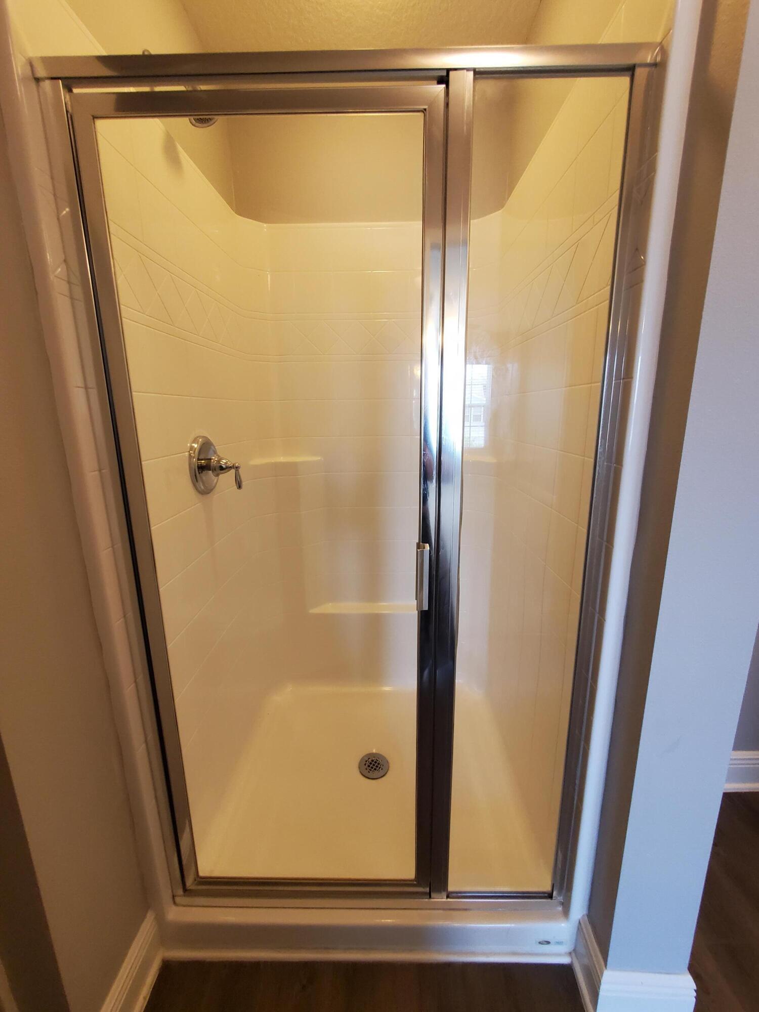 IRON HORSE T/H PH I LOT 4 BLK A - Residential Lease