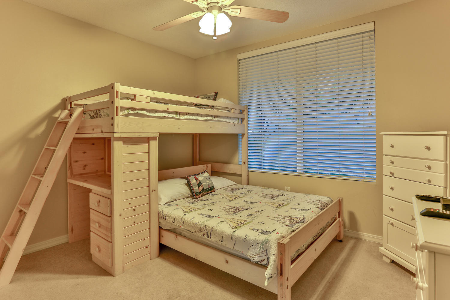 ISLAND PRINCESS - Residential